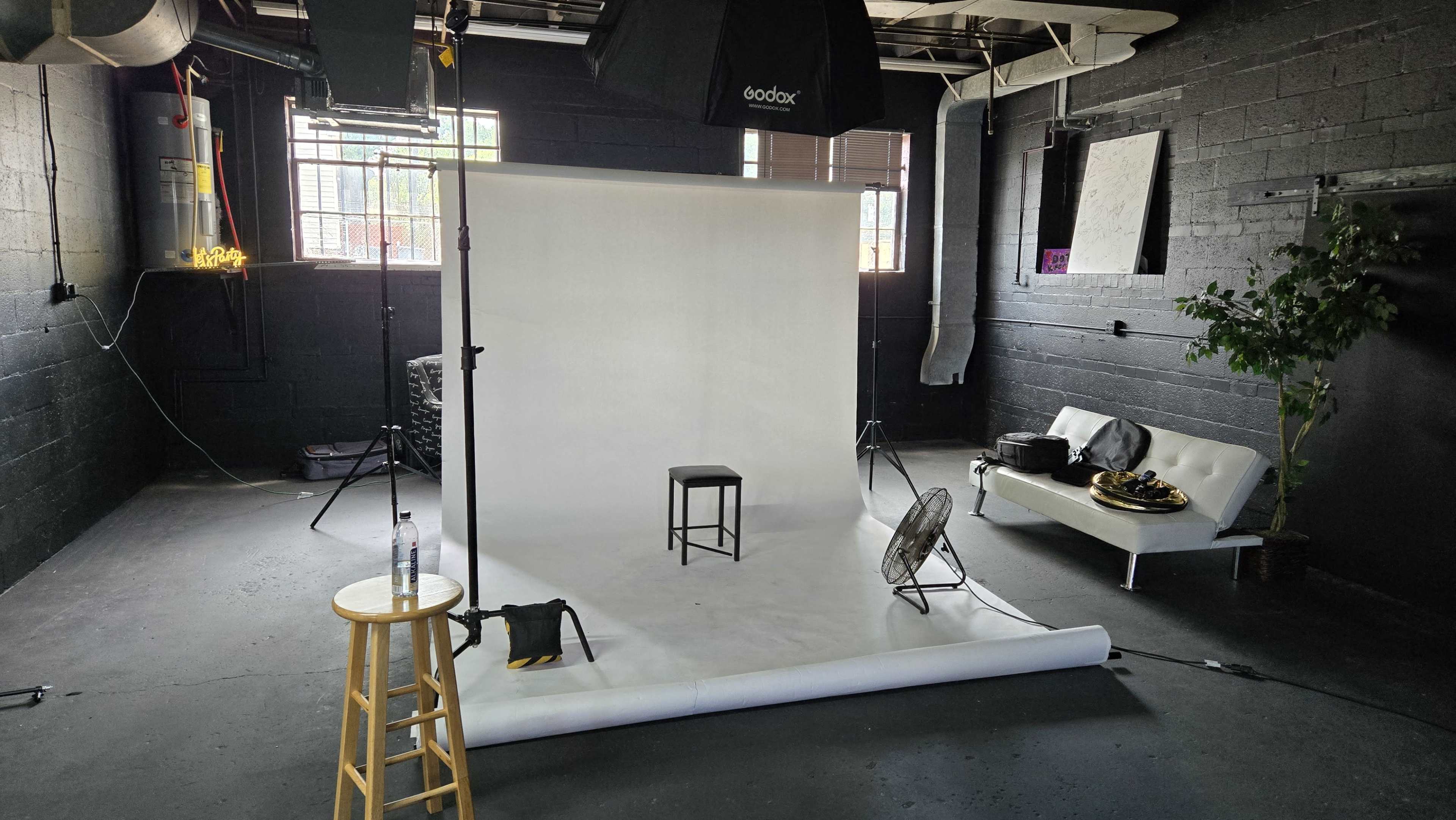 3 mins from Downtown Image in Tryon Hills, Charlotte, NC