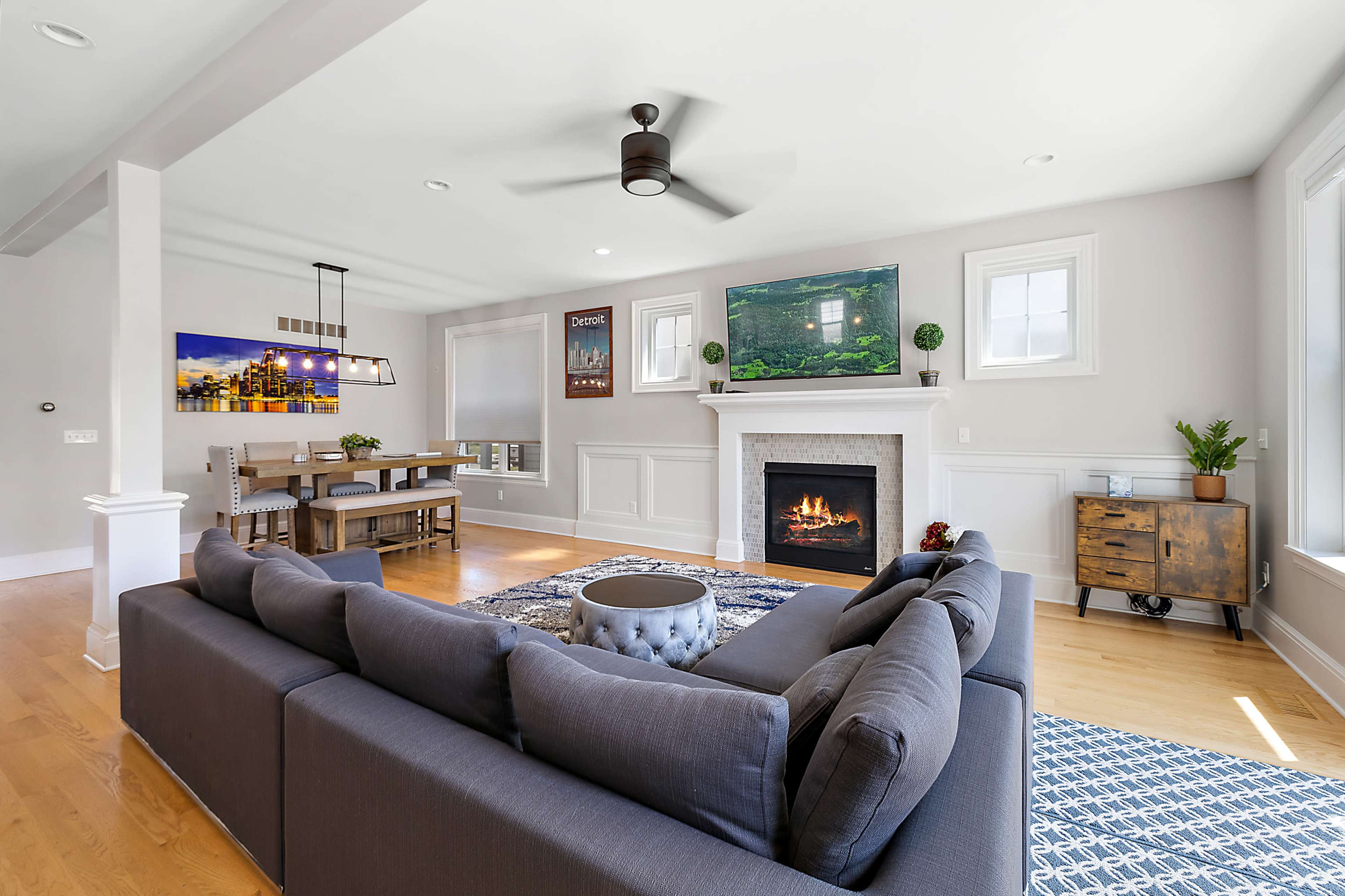 Linwood Luxury Living Image in Royal Oak, Royal Oak, MI