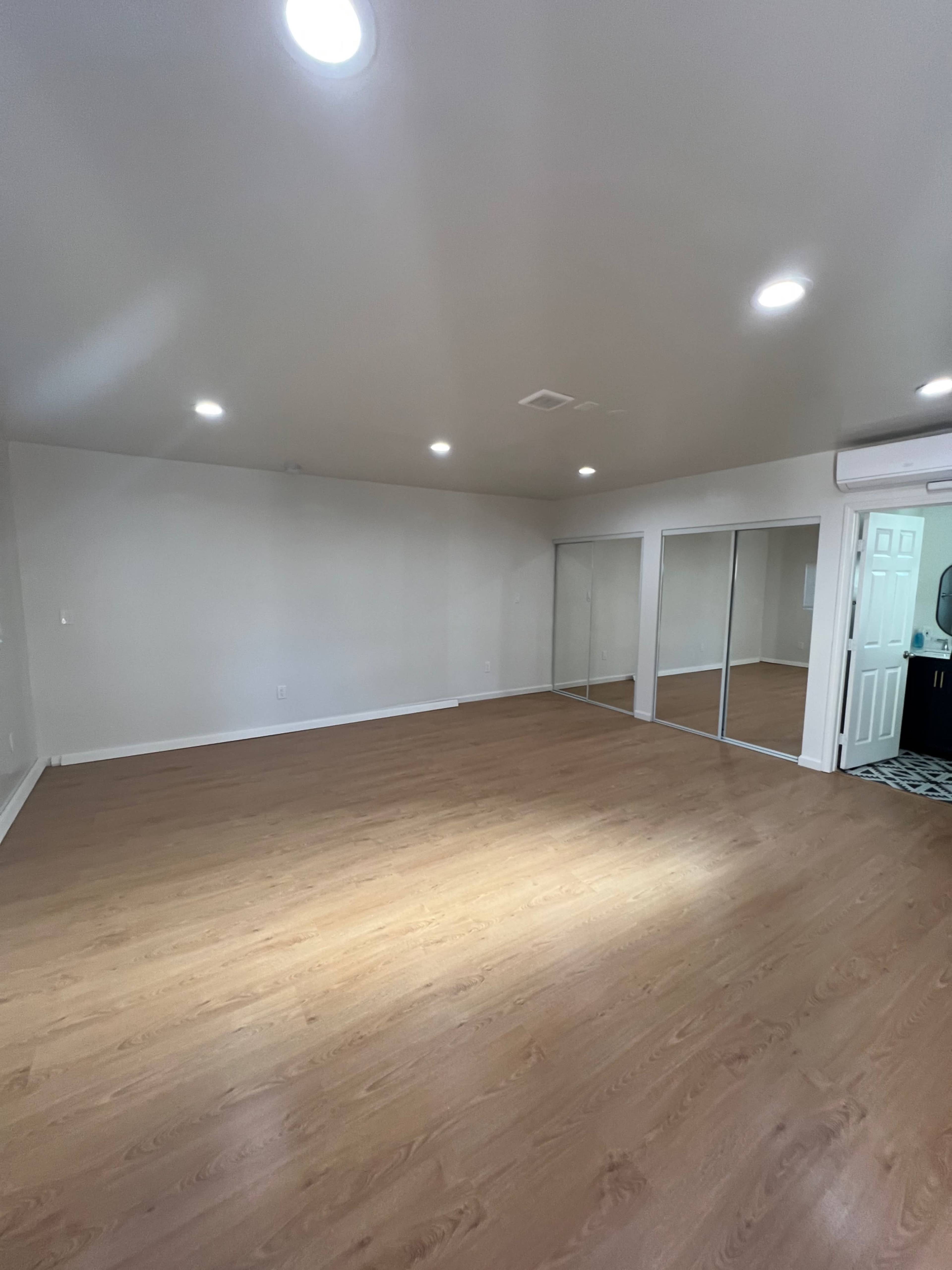 Studio Space Located in LA Image in Jefferson Park, Los Angeles, CA