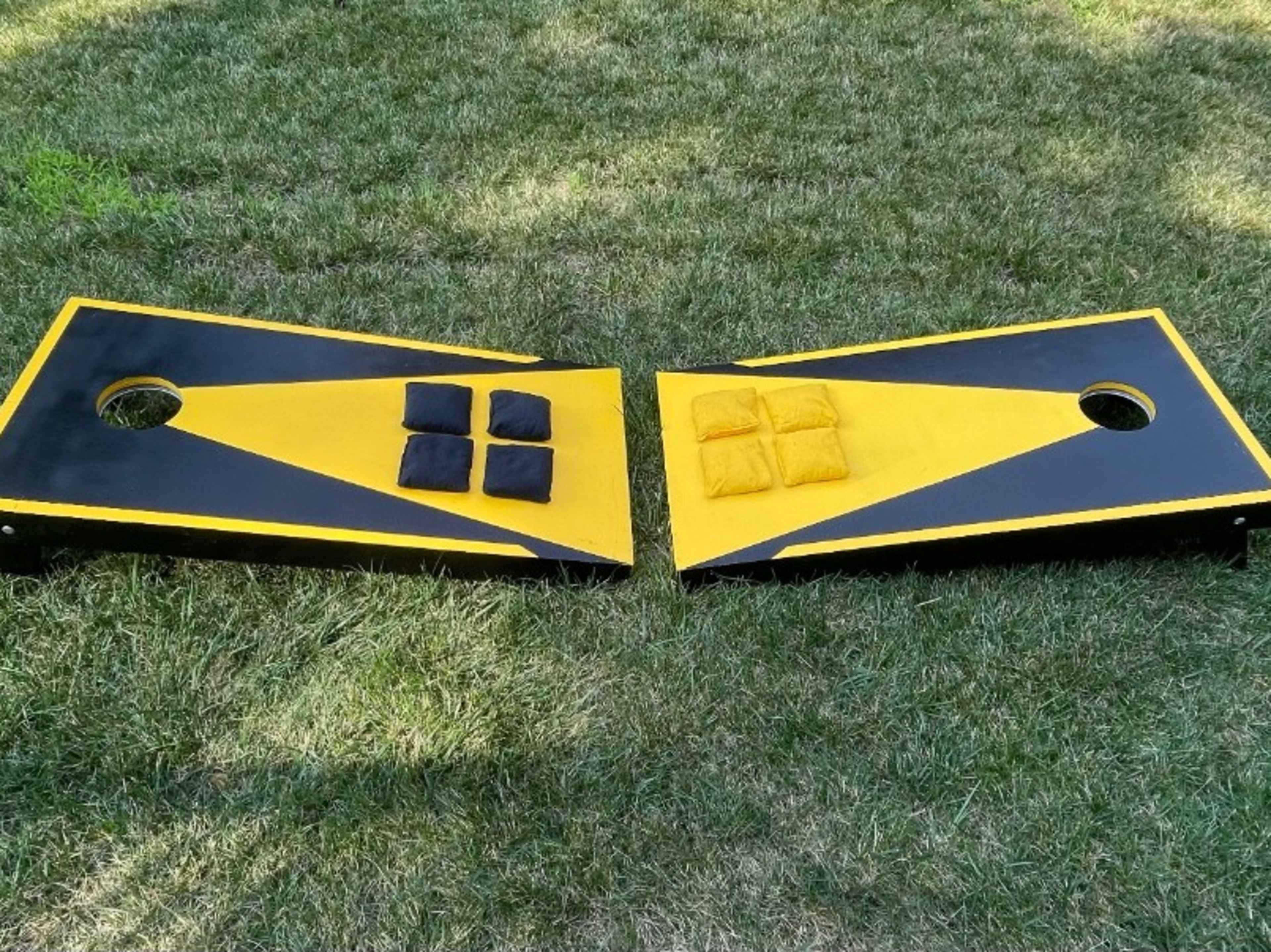 Black + Gold Cornhole Rental