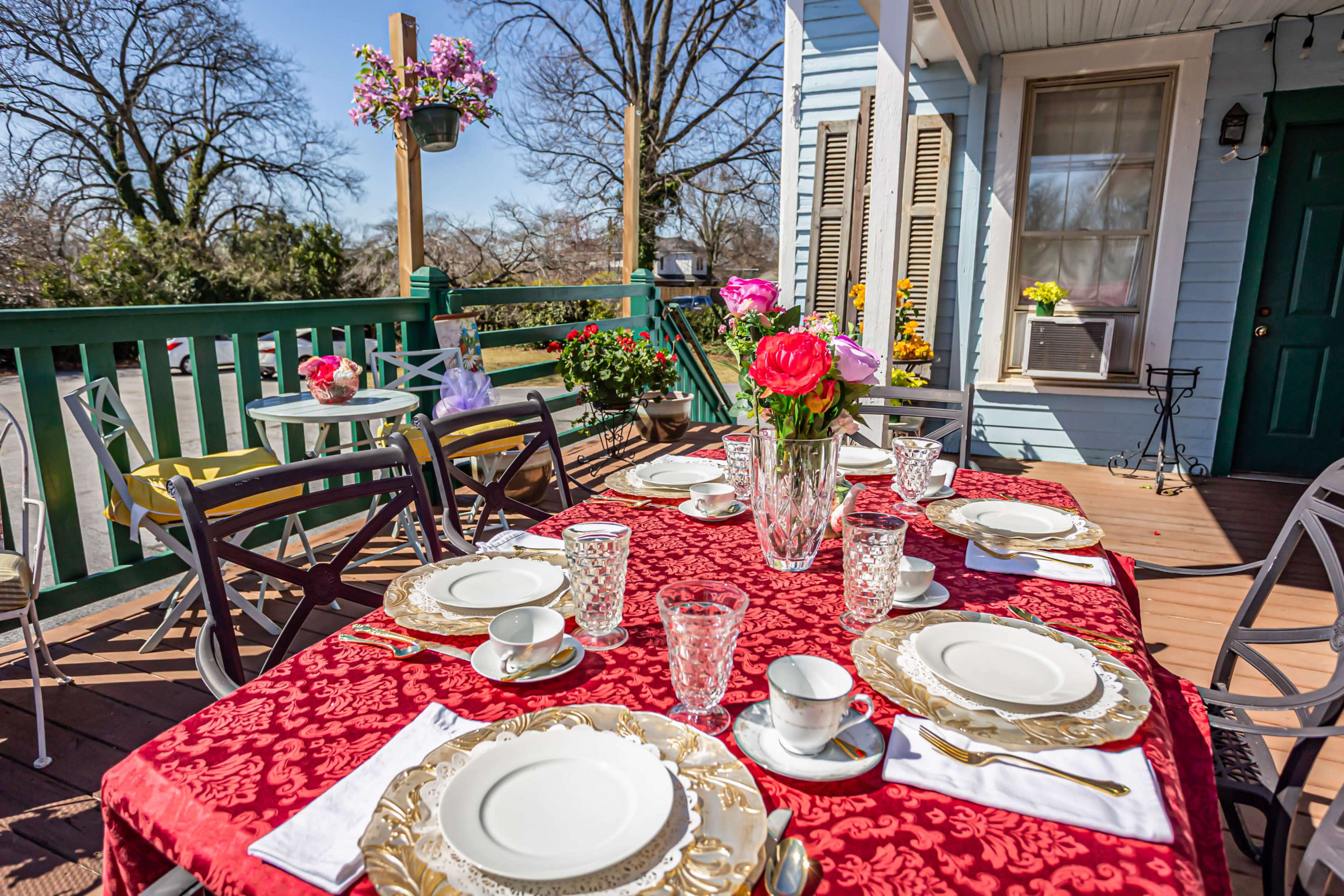 Beautiful Downtown Victorian TeaRoom with Tons of Beautiful Spaces Image in Downtown, GRIFFIN, GA