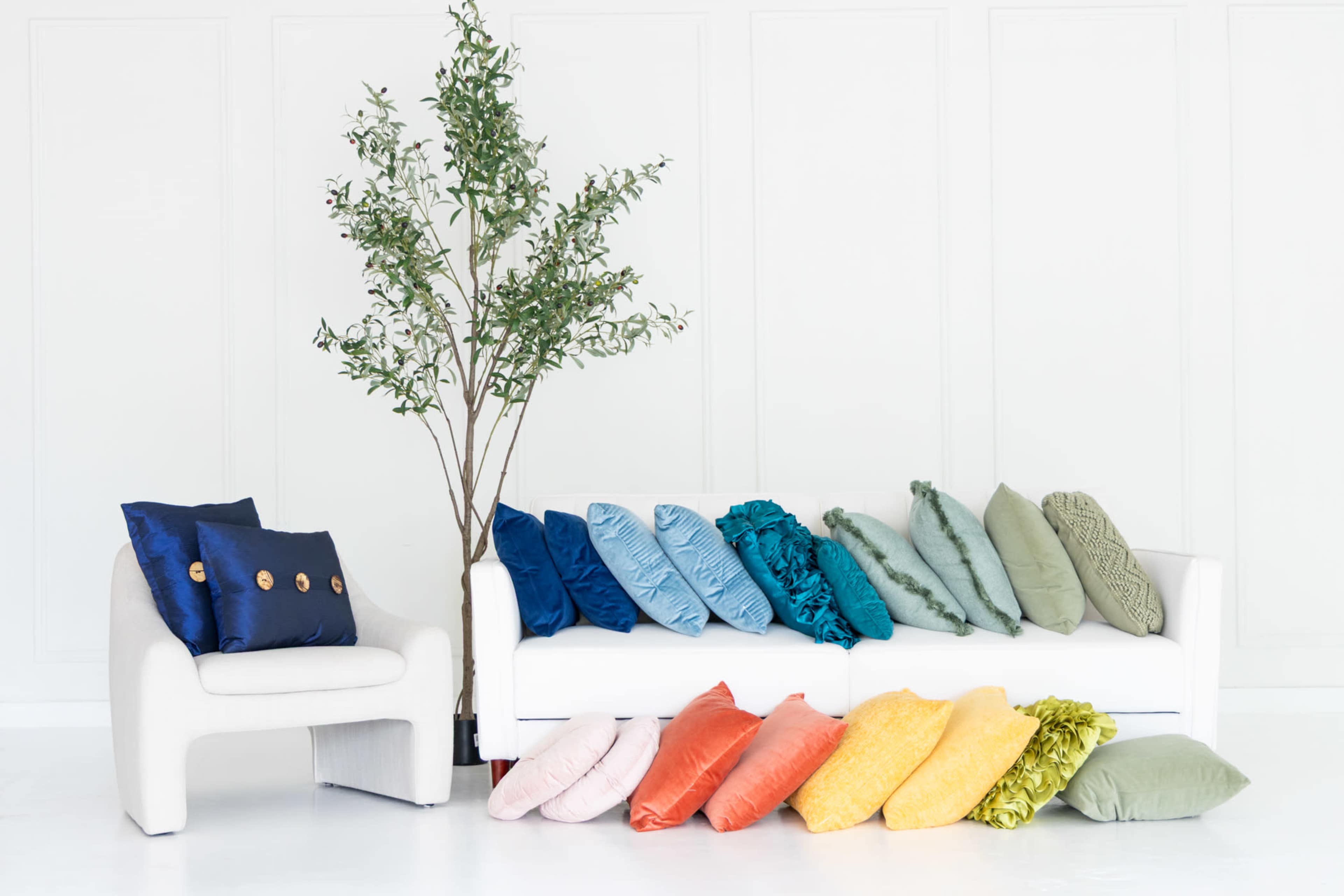 Chic All-White Studio Flushed with Natural Light Image in Central Oklahoma City, Bethany, OK