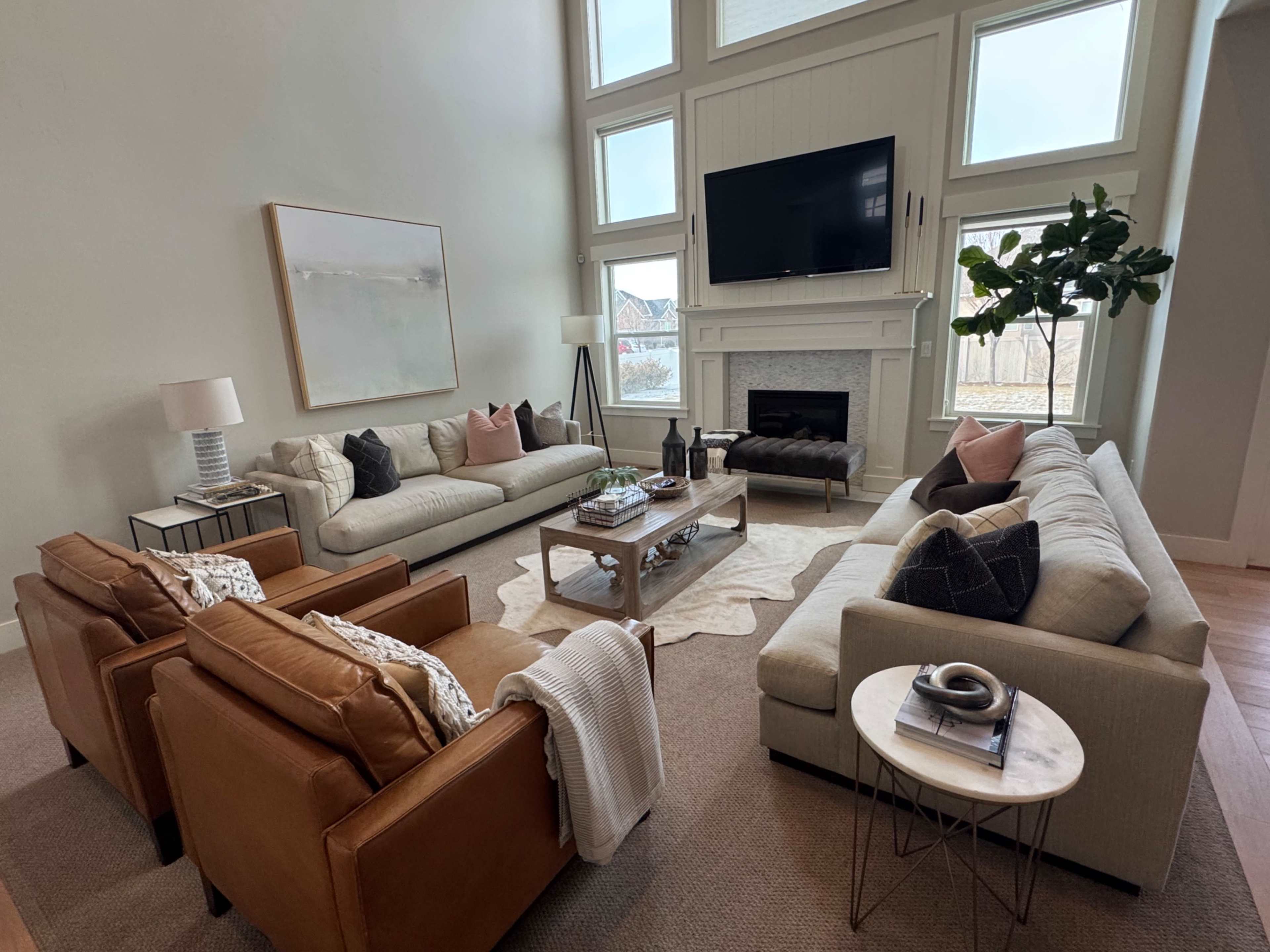 Bright and Beautifully Decorated Home with Open, Light- Filled Spaces Image in Lehi, Lehi, UT