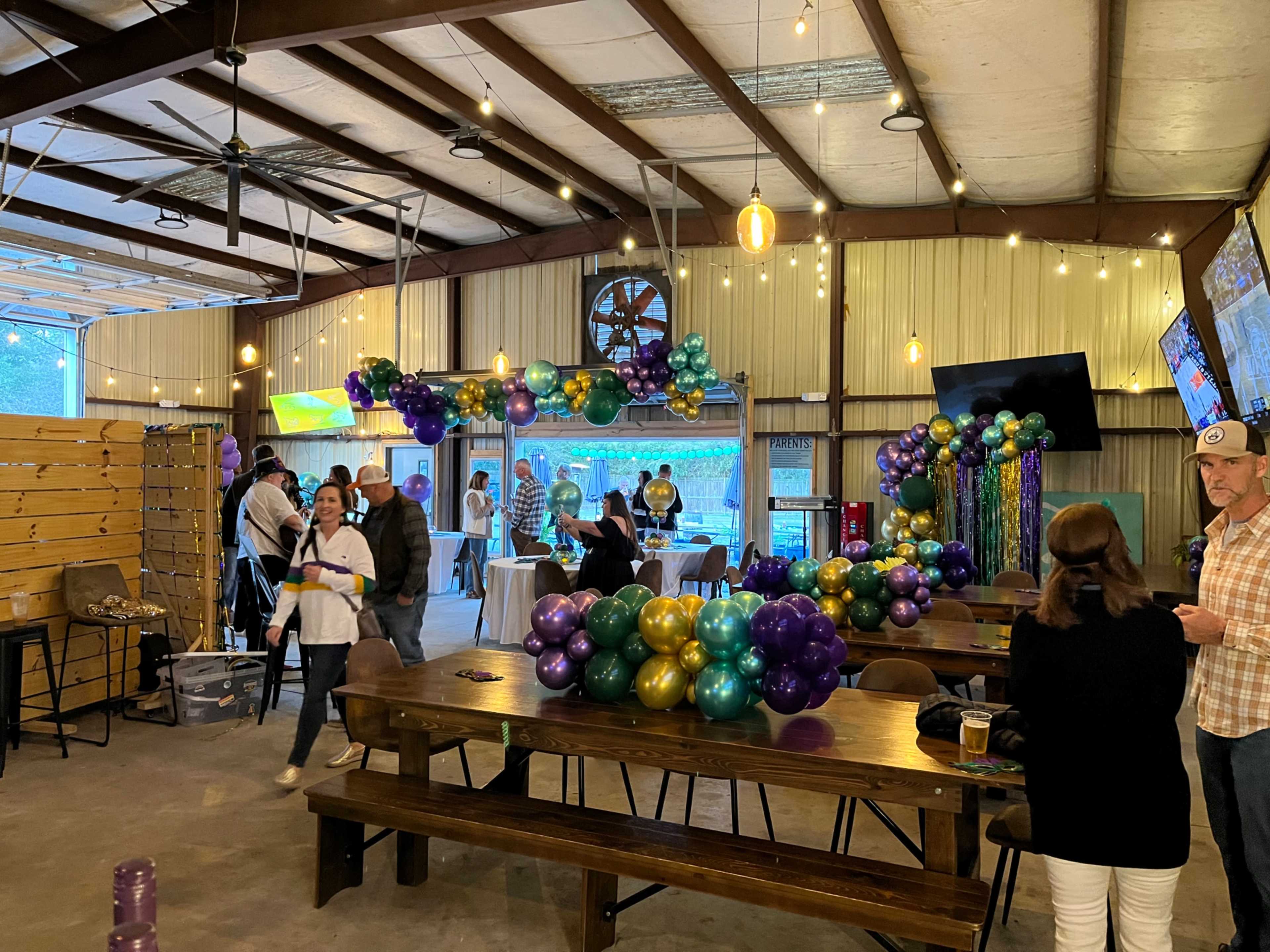 Coastal Brewery with Large Indoor/Outdoor Space Image in Mount Pleasant, Mount Pleasant, SC