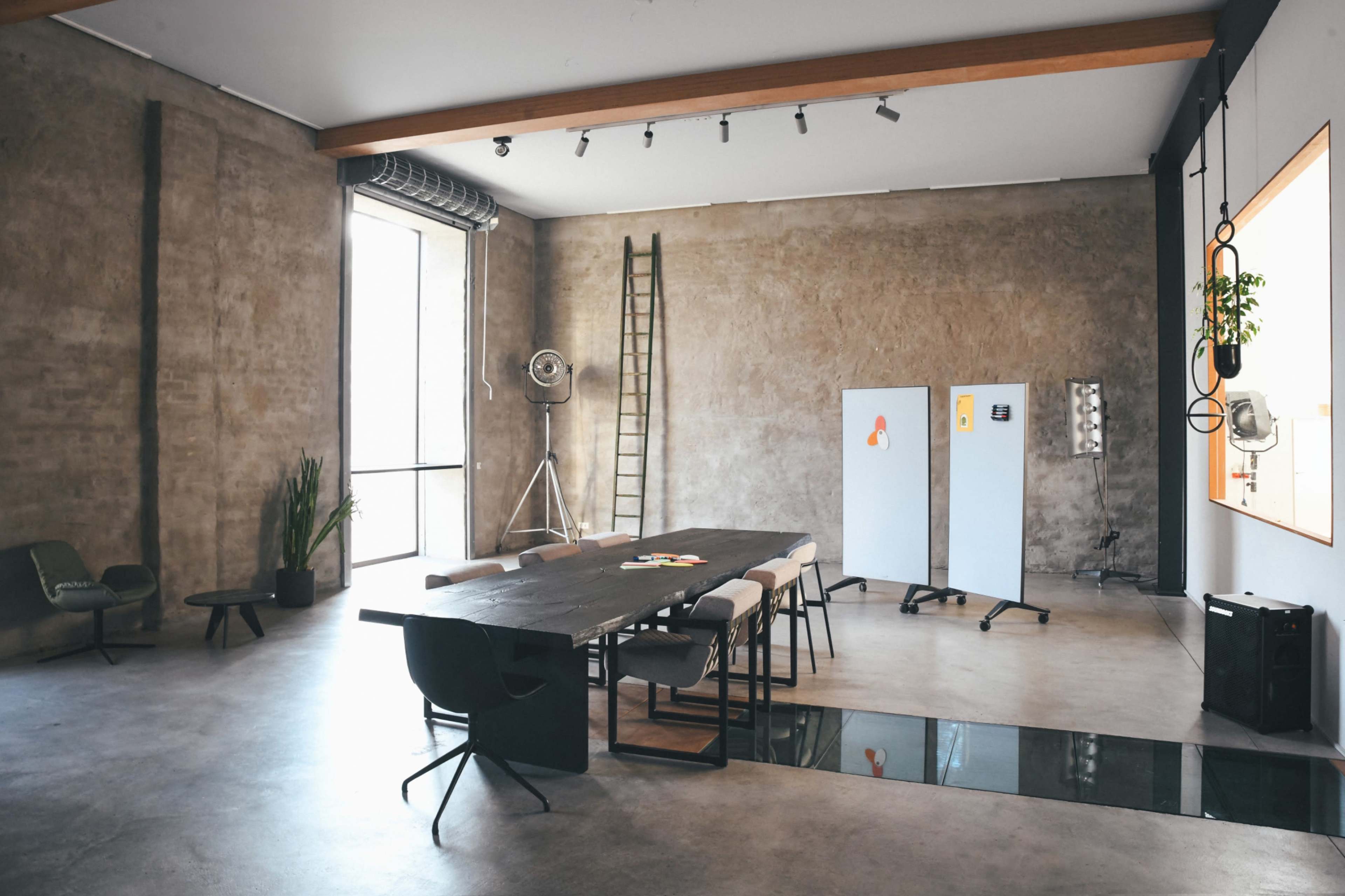 "Multifunctional Design Space by the Spree" Image in Rummelsburg, Berlin