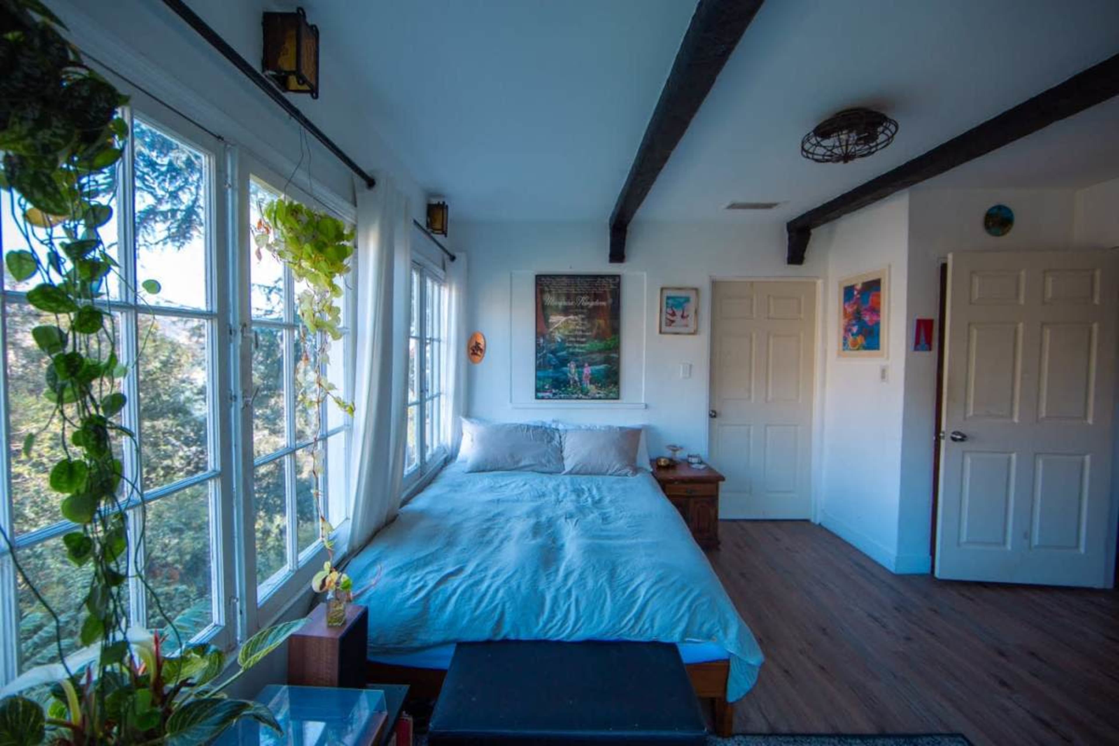Laurel Canyon Home with Stunning Views Image in Central LA, Los Angeles, CA