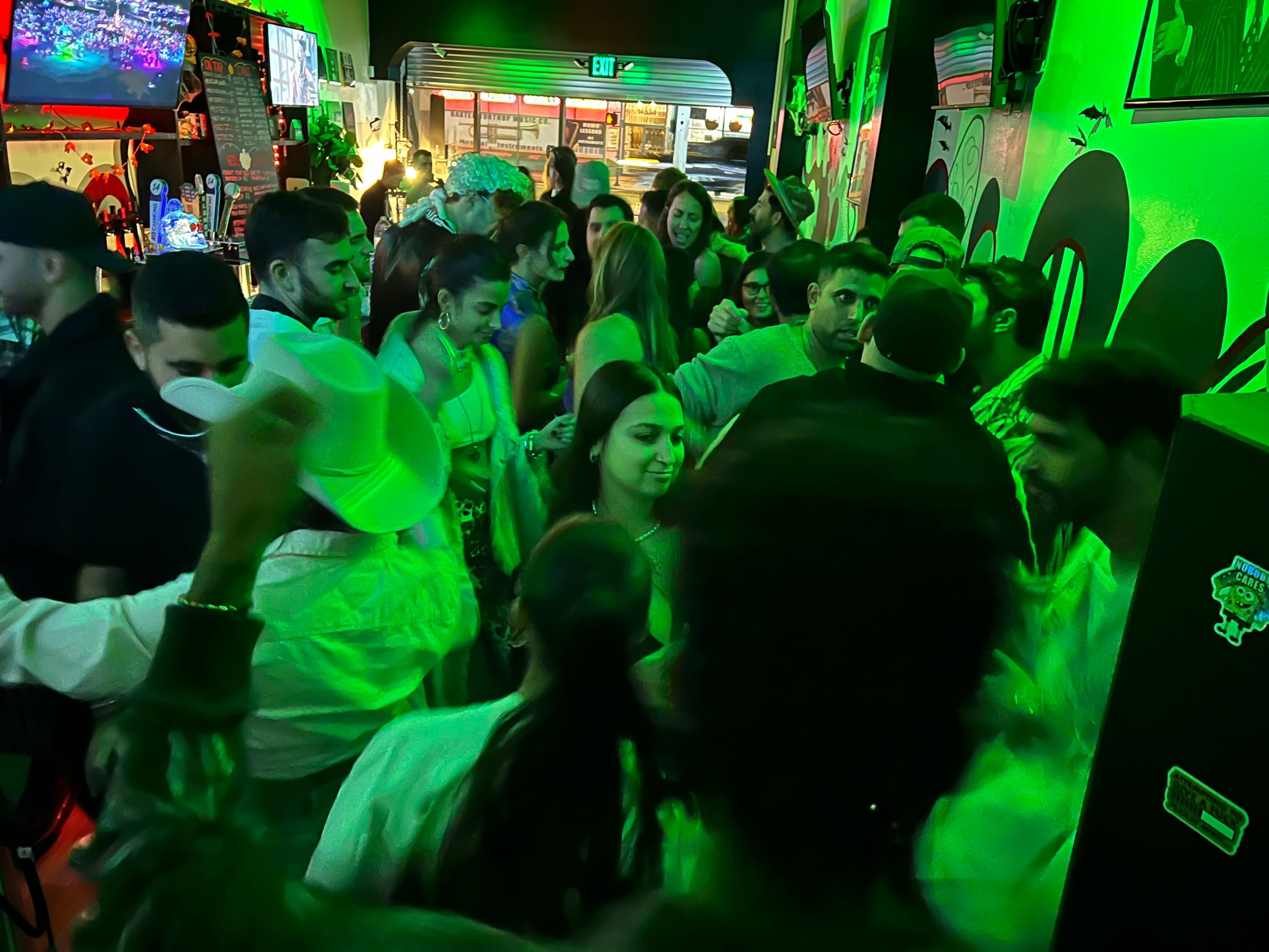 Ventura Blvd Bar for Birthdays & Private Events Image in Sherman Oaks, Sherman Oaks, CA