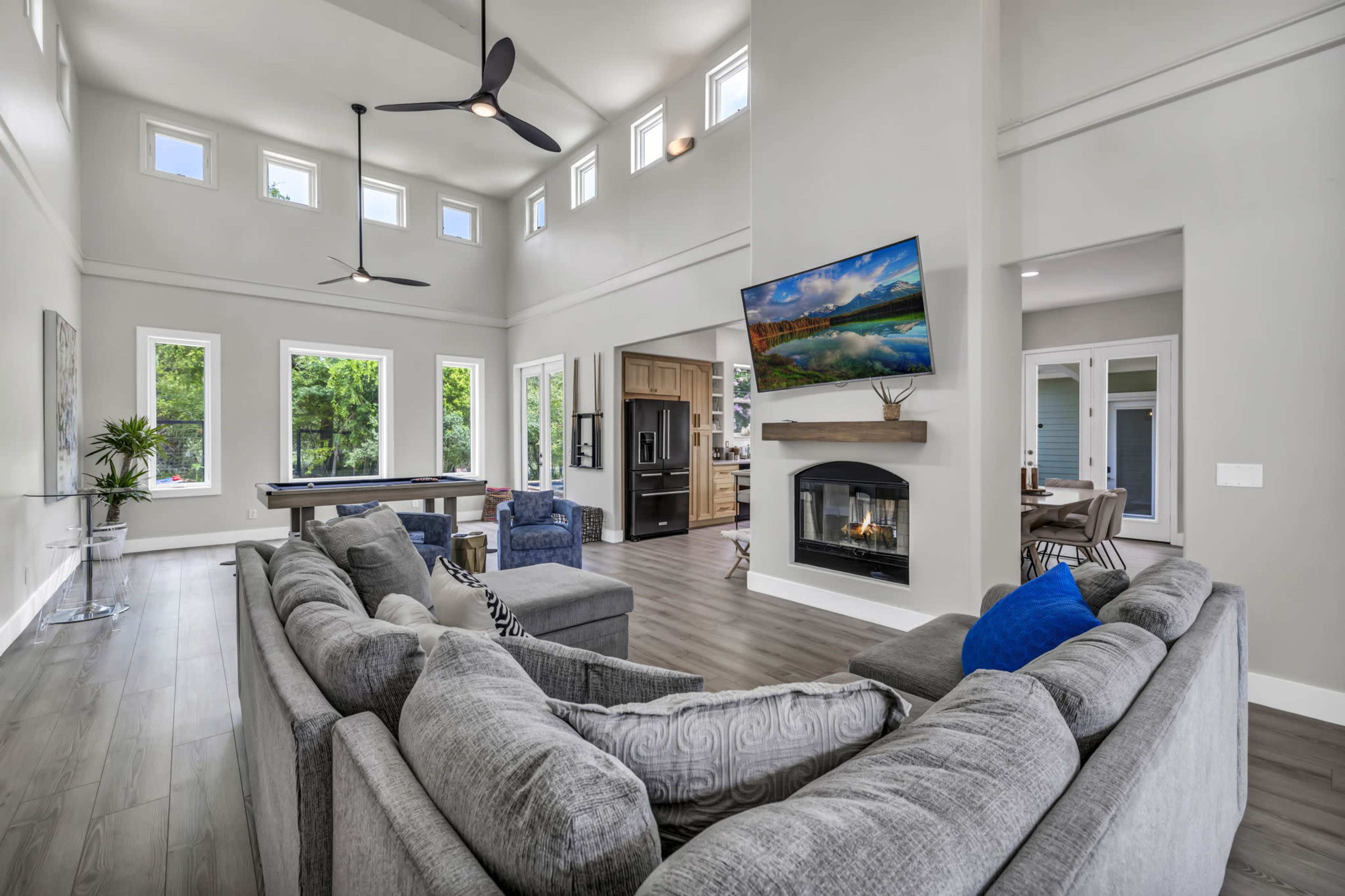Retreat-Style Villa Located in Austin's Hill Country with Goats and Chickens! Image in Bear Creek, Austin, TX