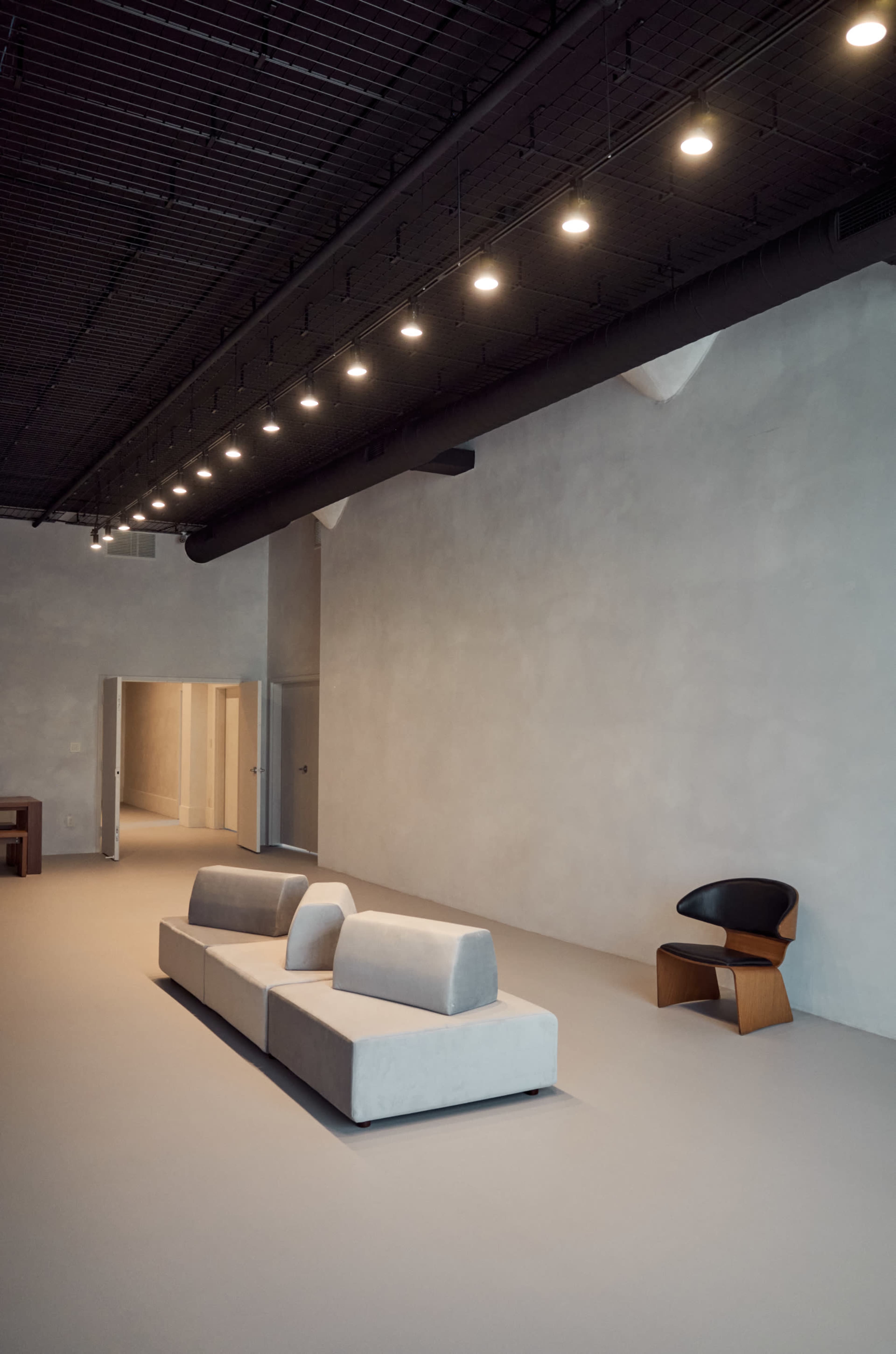 Spacious Open Concept Studio Image in Islington - City Centre West, Etobicoke, ON