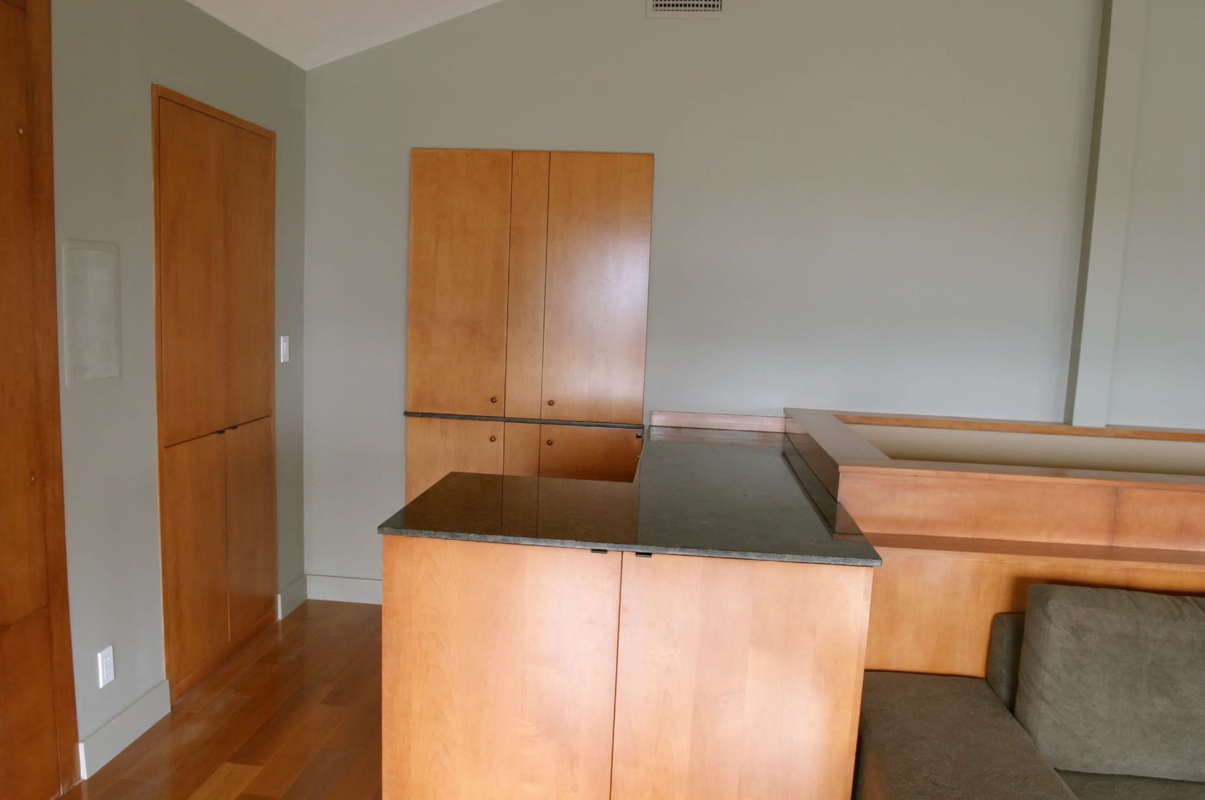 Spacious Contemporary/Mid-Century with sweeping city views Image in Los Feliz, Los Angeles, CA