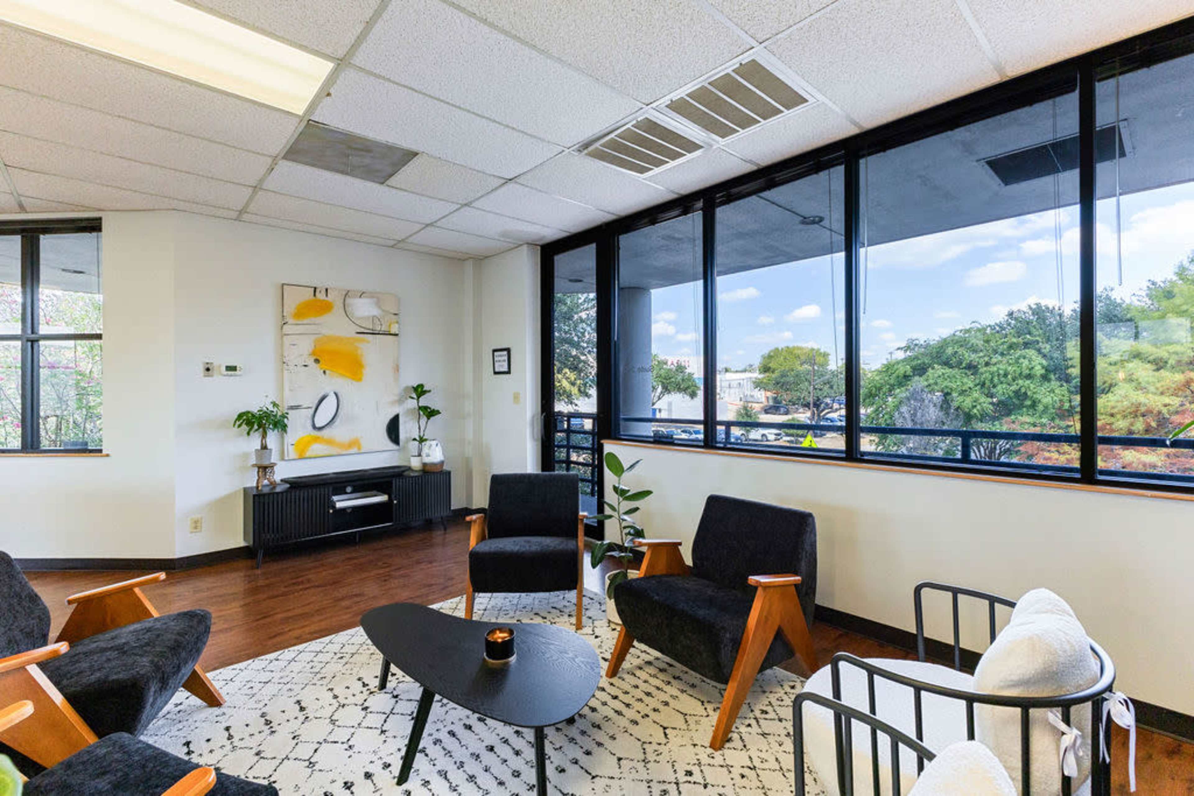 Cute and Bright Space for Meetings, Classes, and Events Image in Westgate, AUSTIN, TX