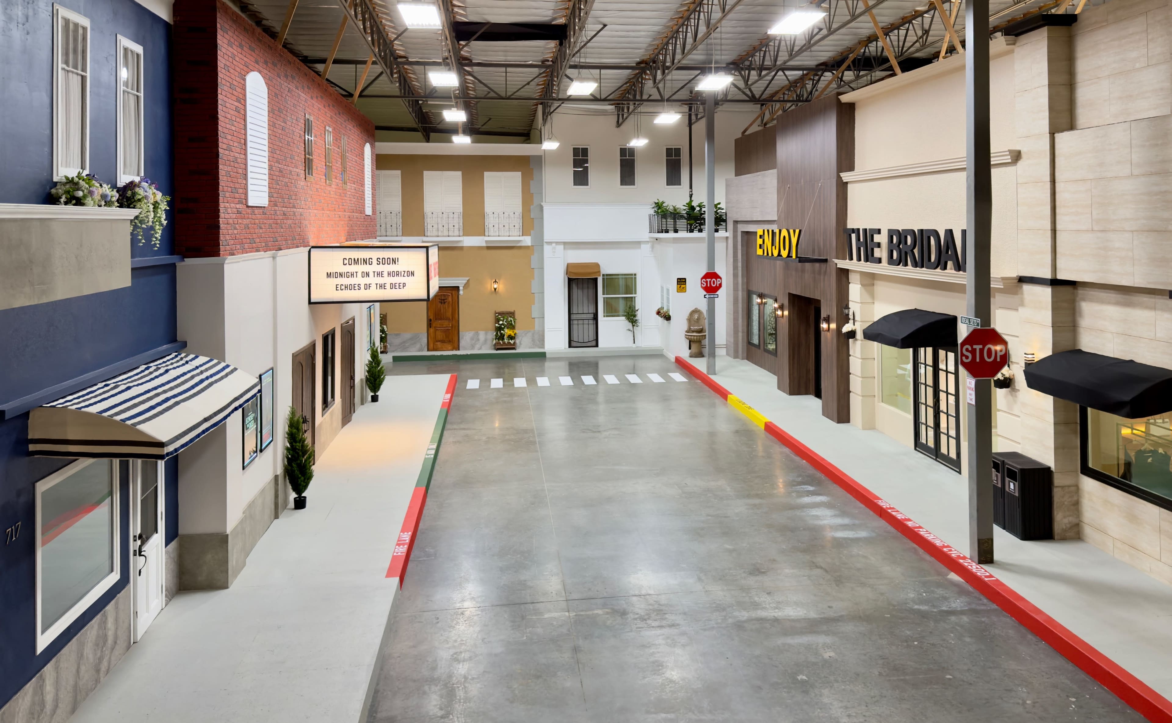 Glendora Fashion Street with Restaurant Bridal and Store Front Image in Glendora, Glendora, CA