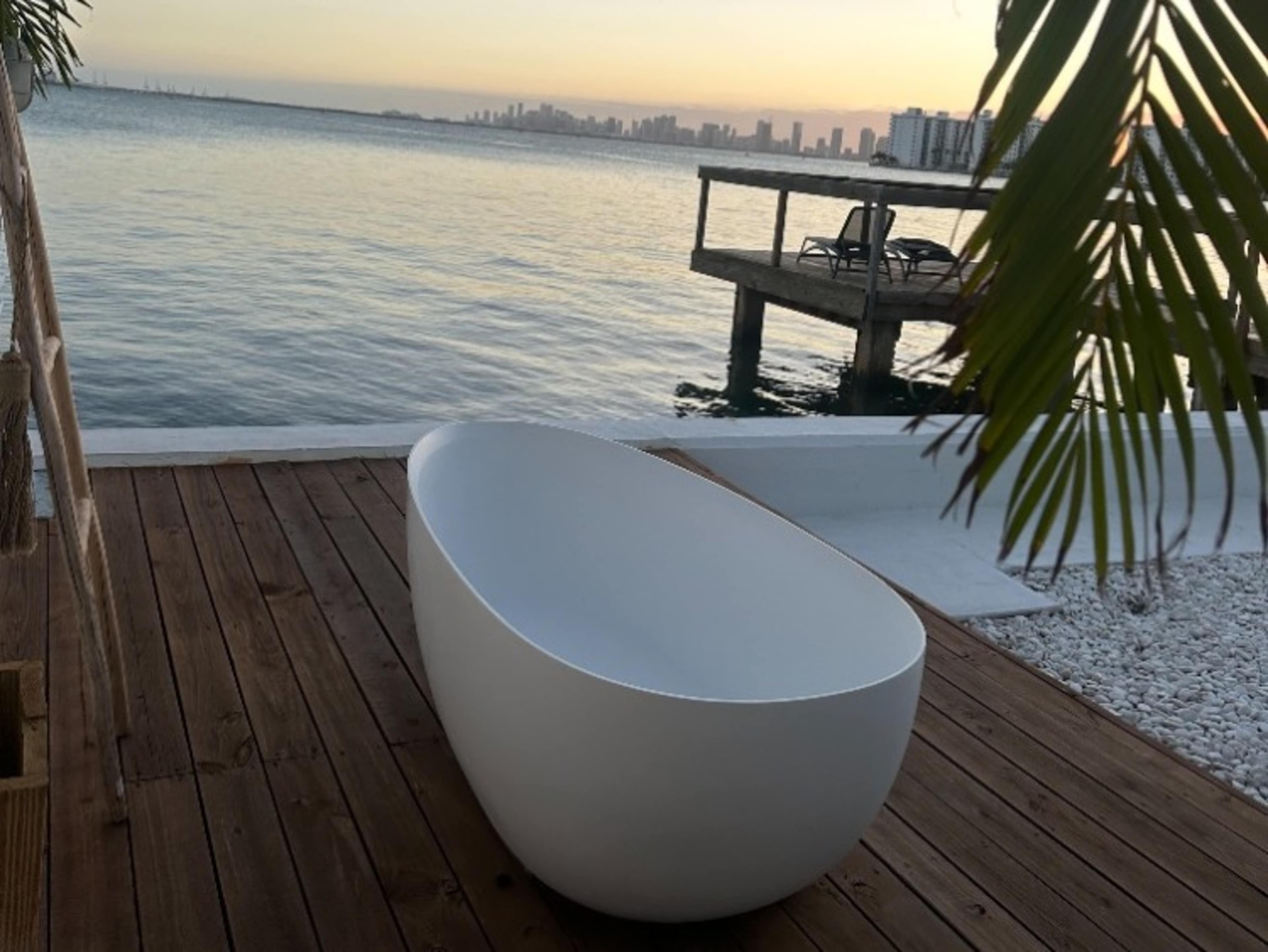 Filling the tub for pictures