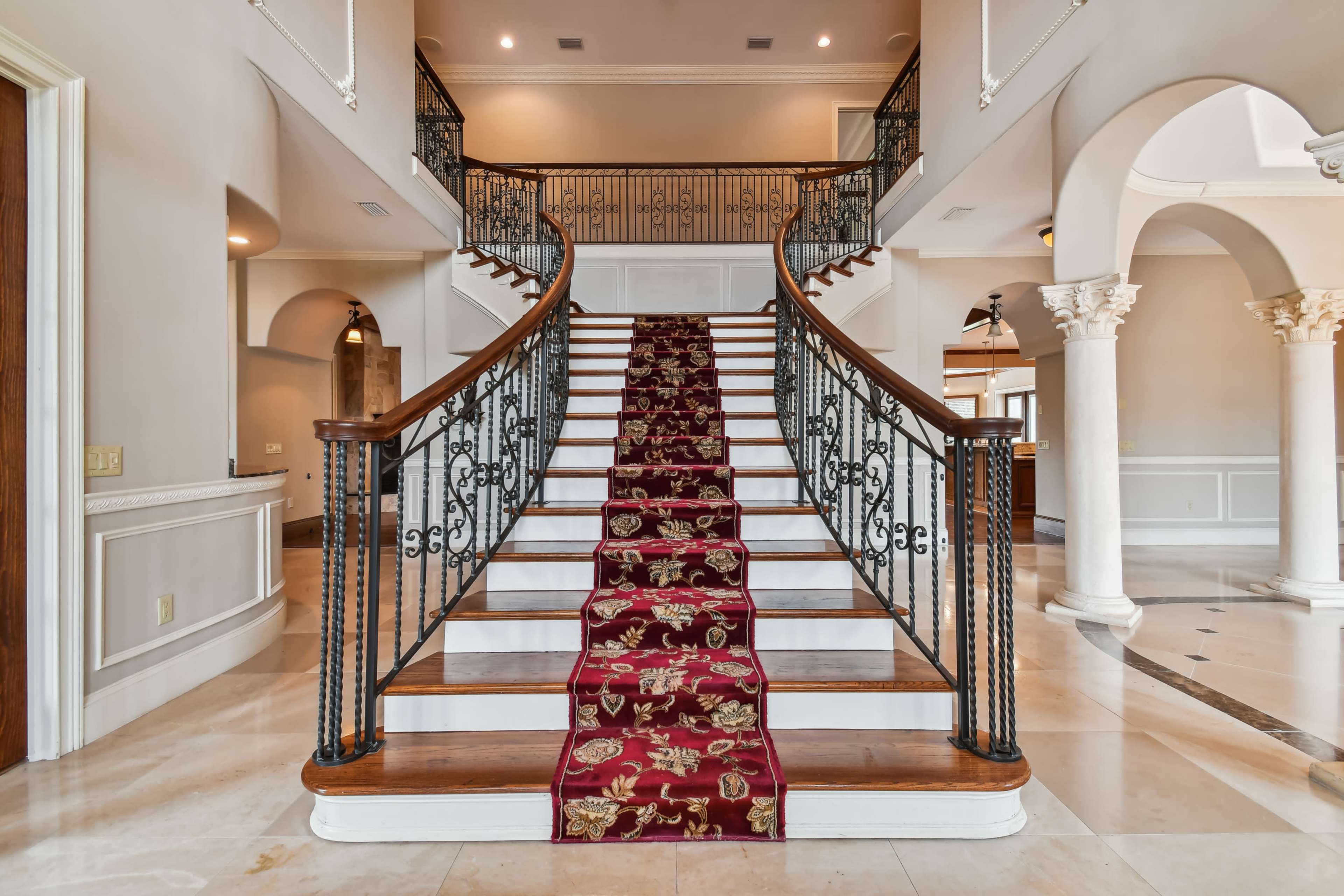 Scenic 8-Acre Luxury Estate with Indoor Theater, Outdoor Spa & Event-Ready Lawn Image in Williamsburg Estates, New Port Richey, FL