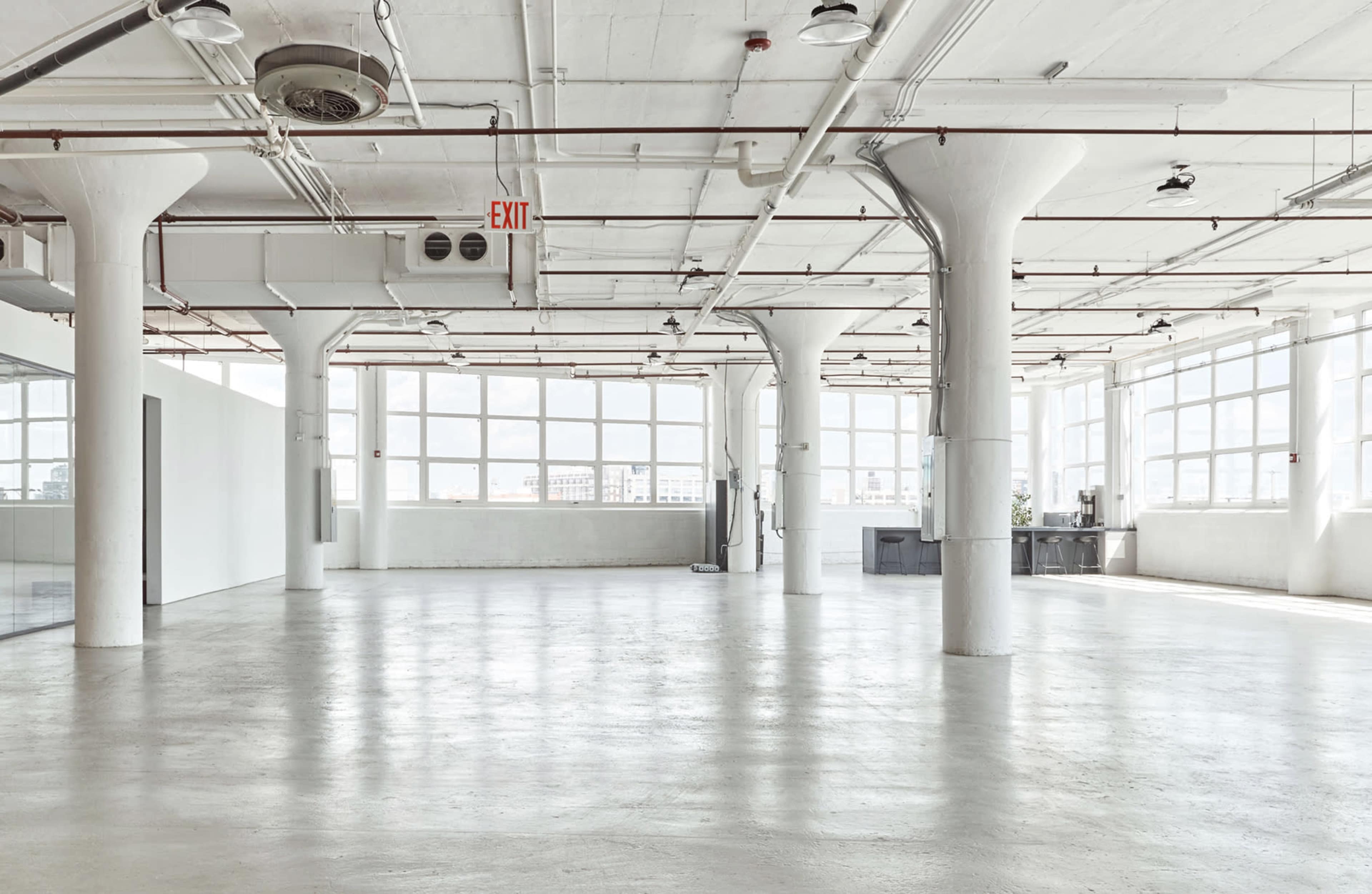Bright Industrial Photo/Video Studio with In-House Set Build Image in Long Island City, Long Island City, NY