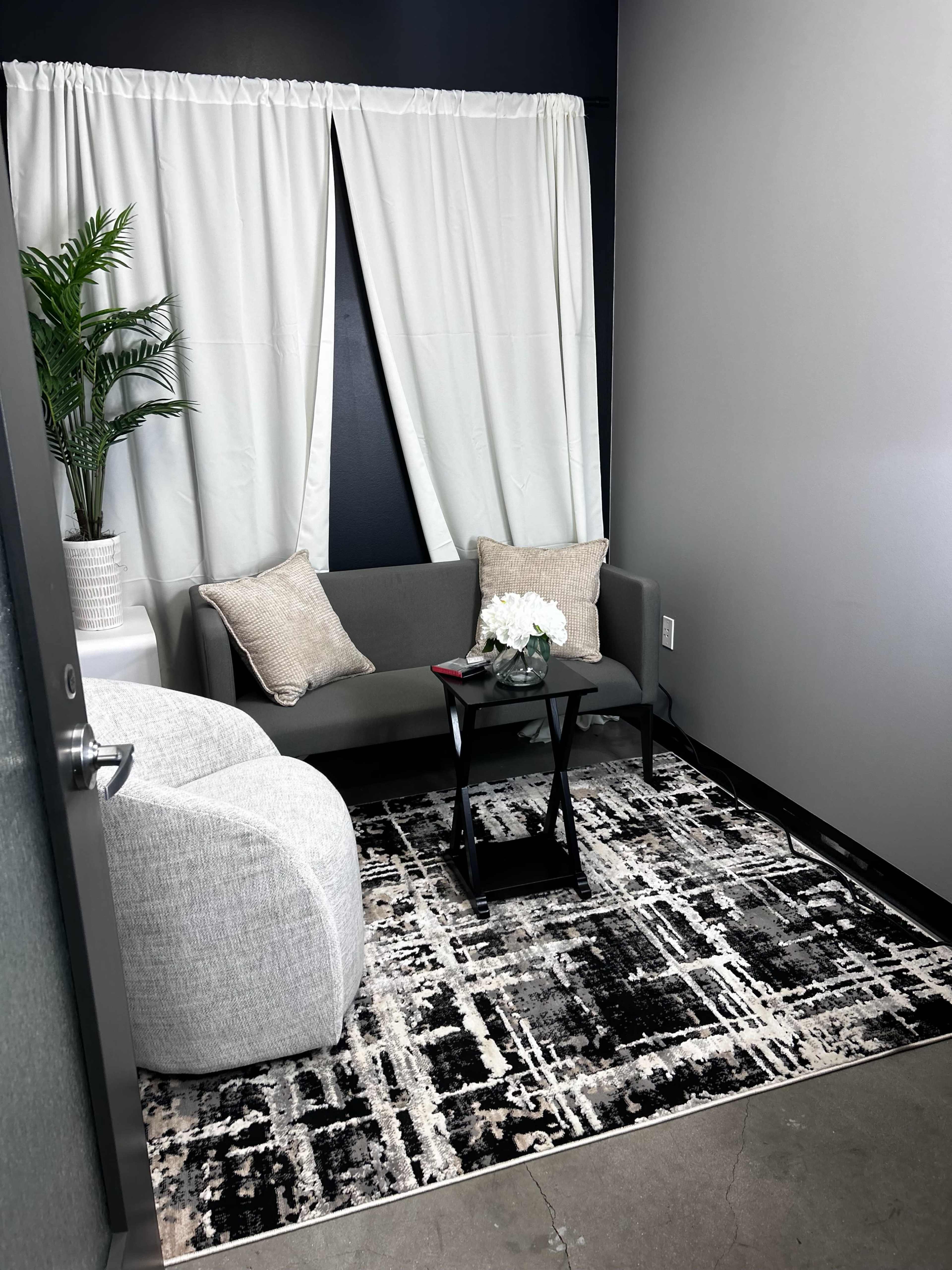 Modern Style Intimate Podcast Room Image in Valley View, SAN BERNARDINO, CA