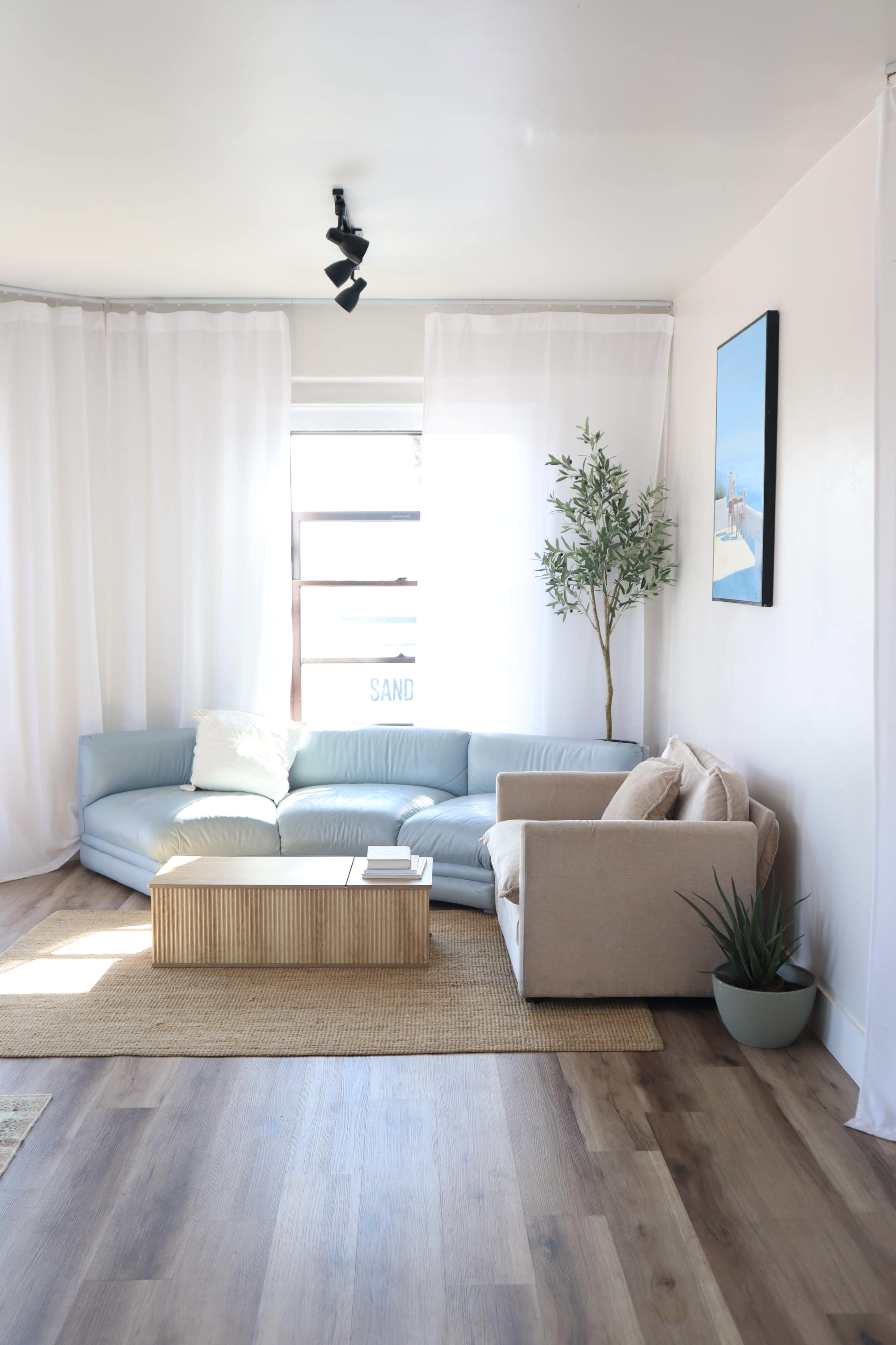 Bright & Airy Creative Studio by the Beach Image in Pacific Beach, Pacific Beach, CA