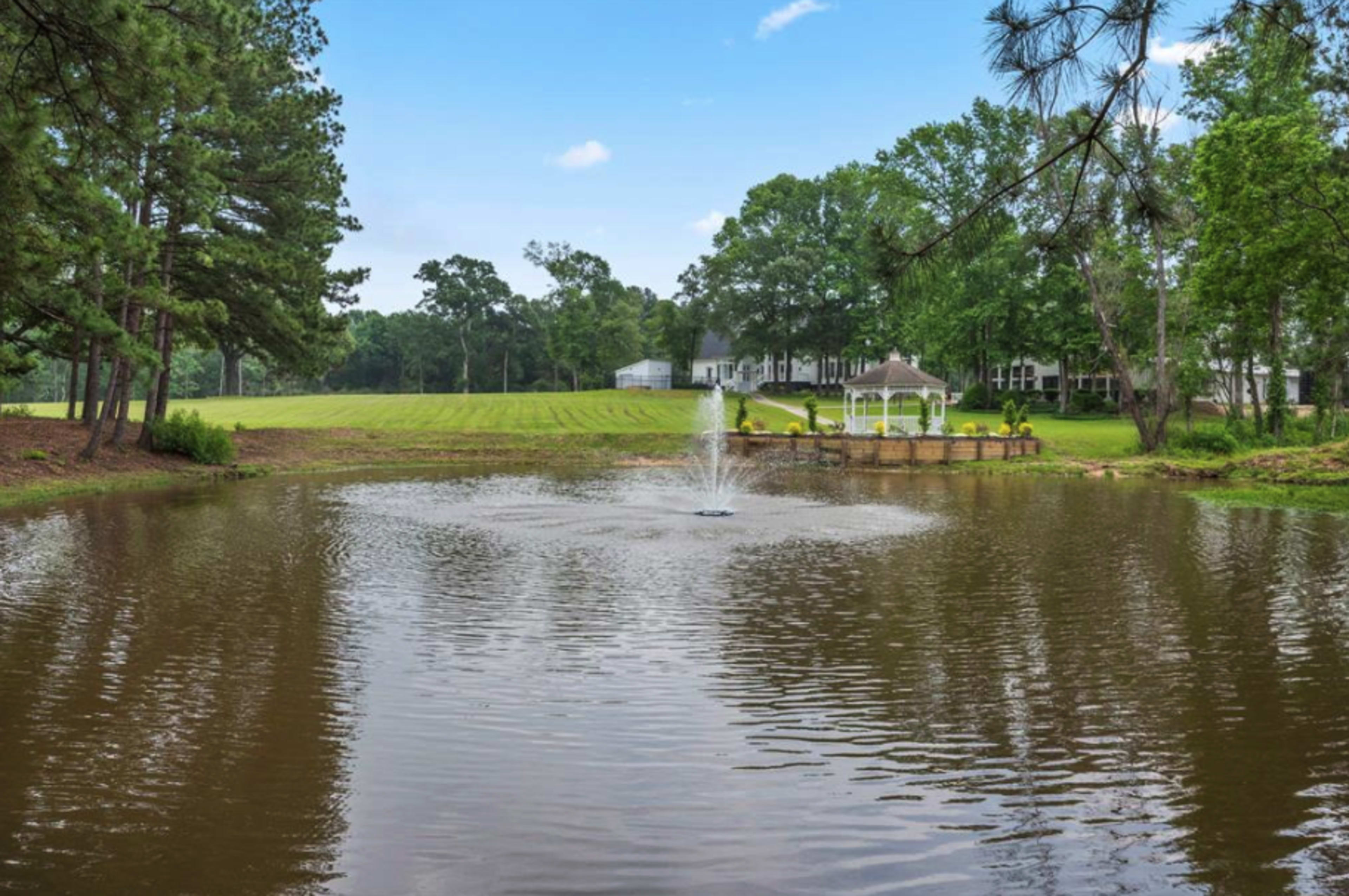 Beautiful 53 acre Event Venue with Manor Home Image in , Huntsville, TX