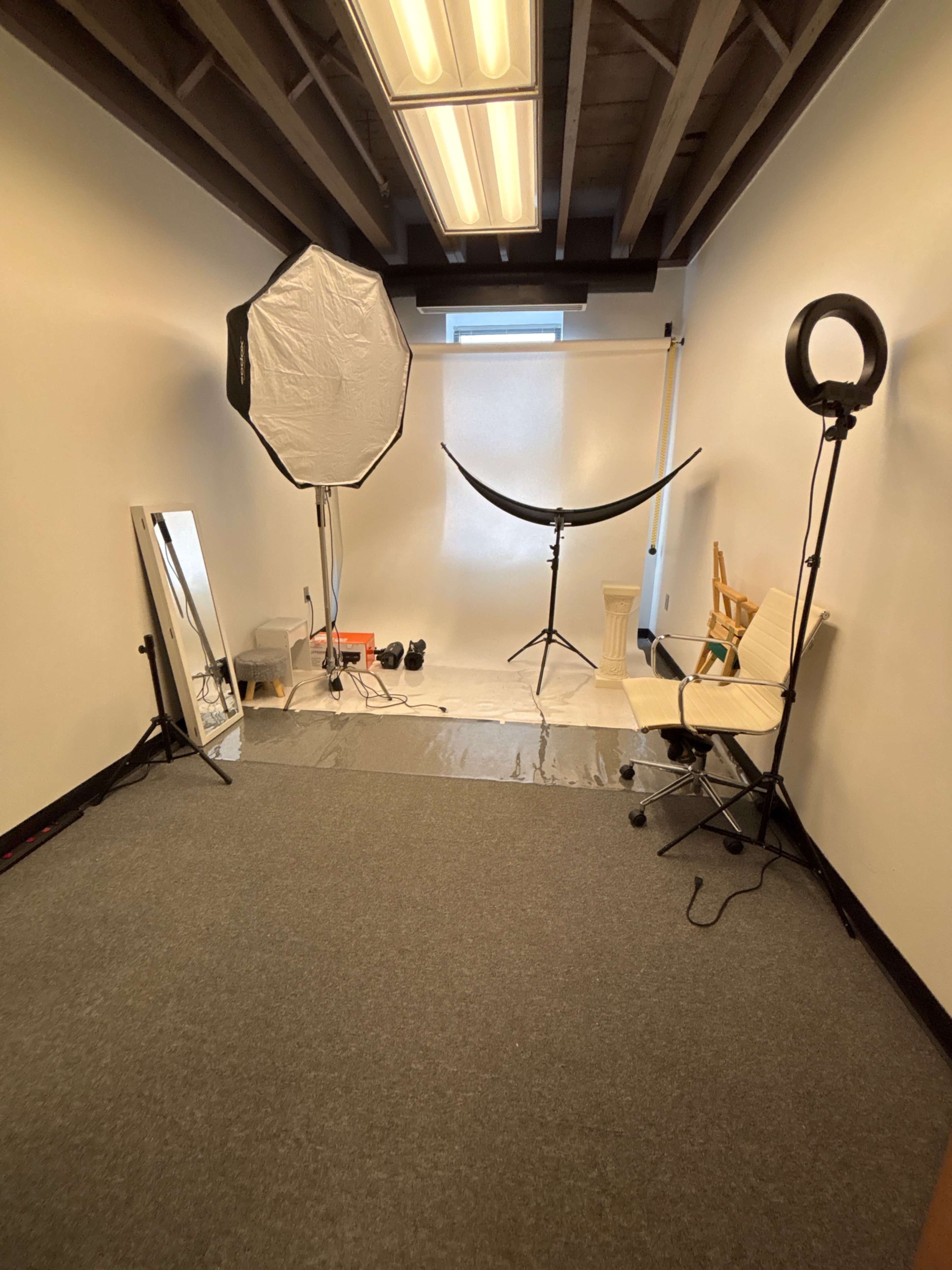 MHPhotography Studio Image in North Shore, Pittsburgh, PA