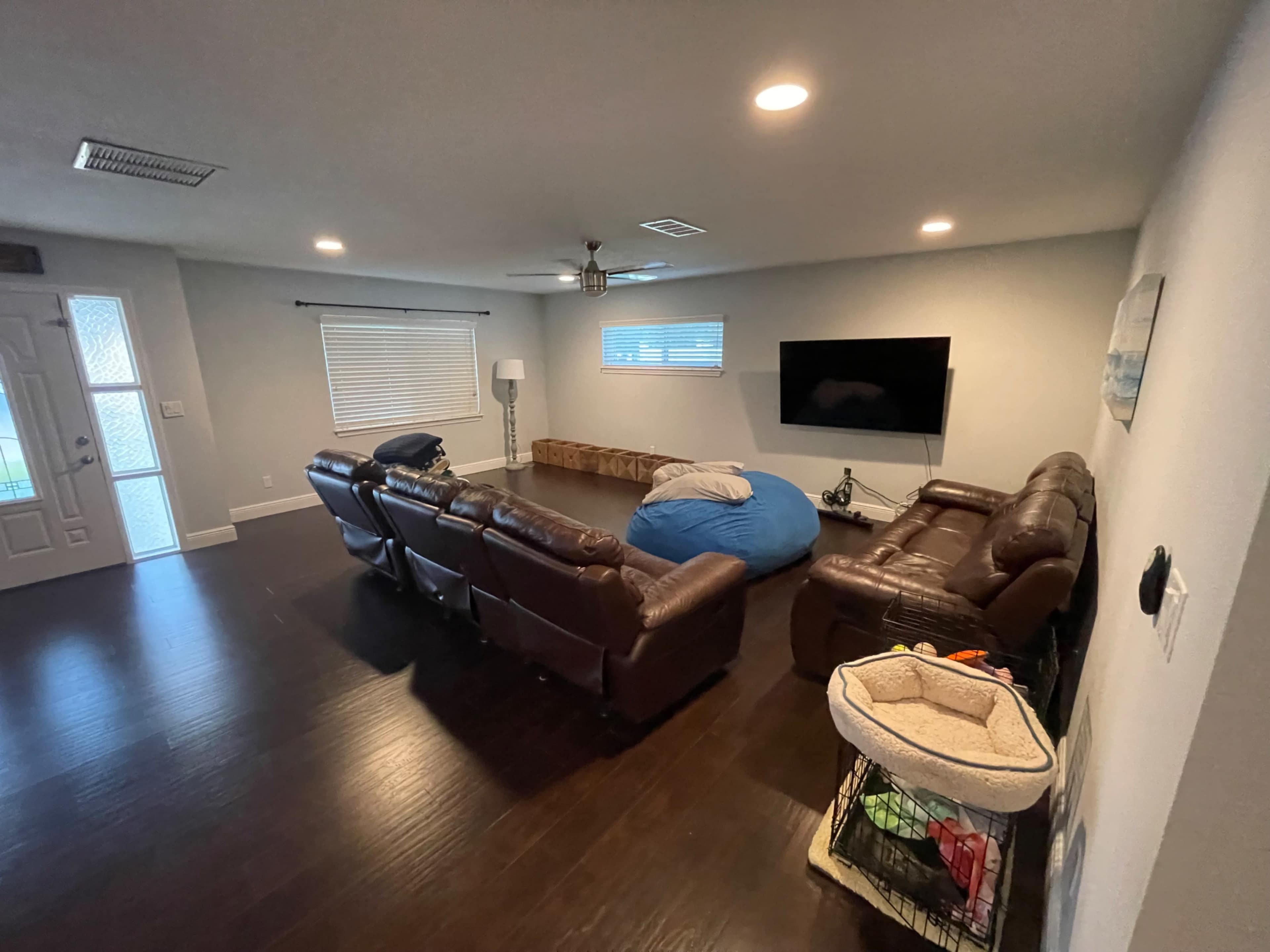 2200sq ft home between downtown Orlando and OIA that is very roomy Image in Conway, Orlando, FL