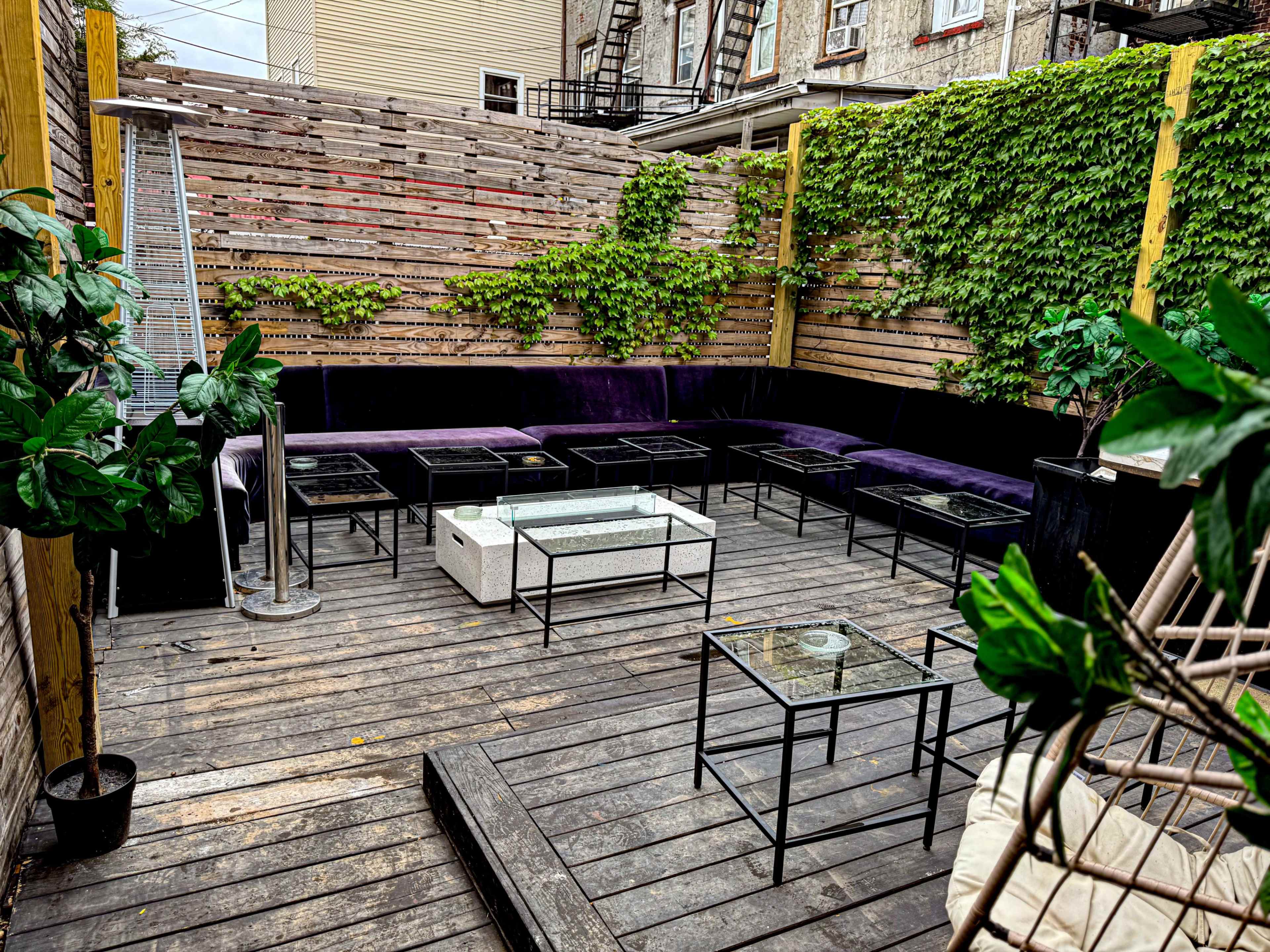 Downtown Trendy Loft with Outside Patio I Taylour Peighton Lounge Image in Central Ward, Newark, NJ