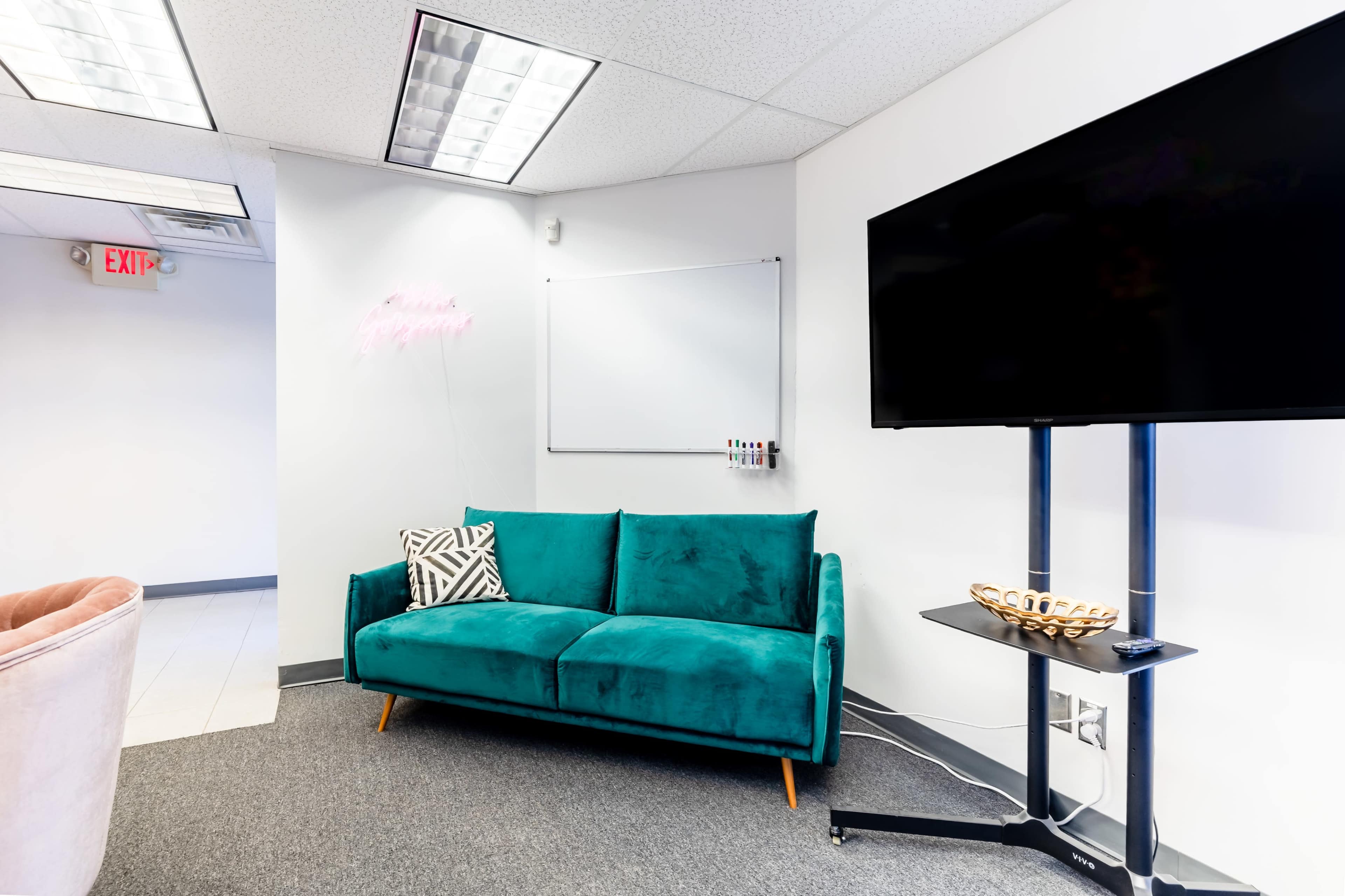 Bright Content Studio with AV & Whiteboards Image in Livonia, Livonia, MI