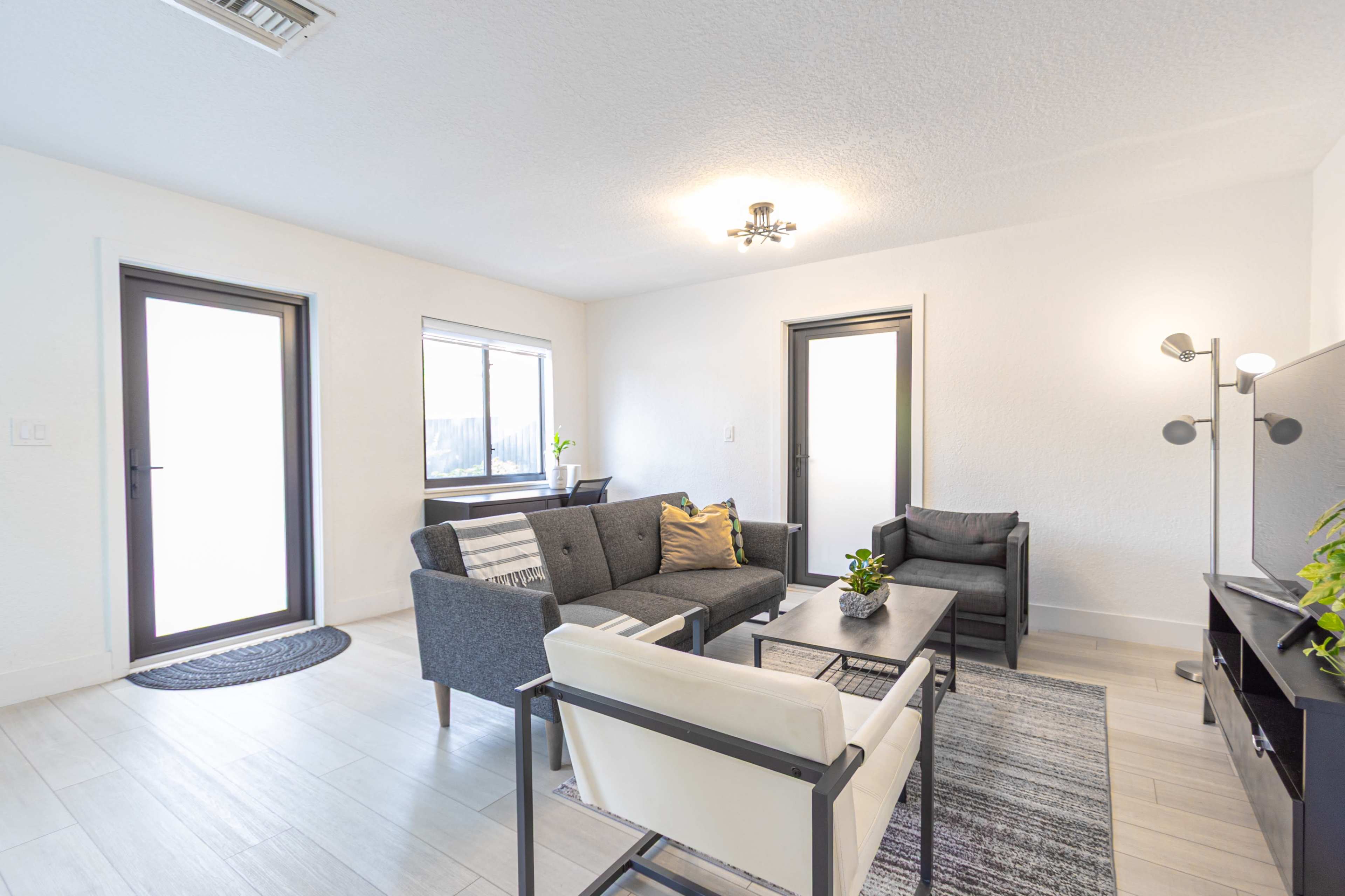 Bright Modern Home in Central Miami for Shoots & Meetings Image in , Miami, FL