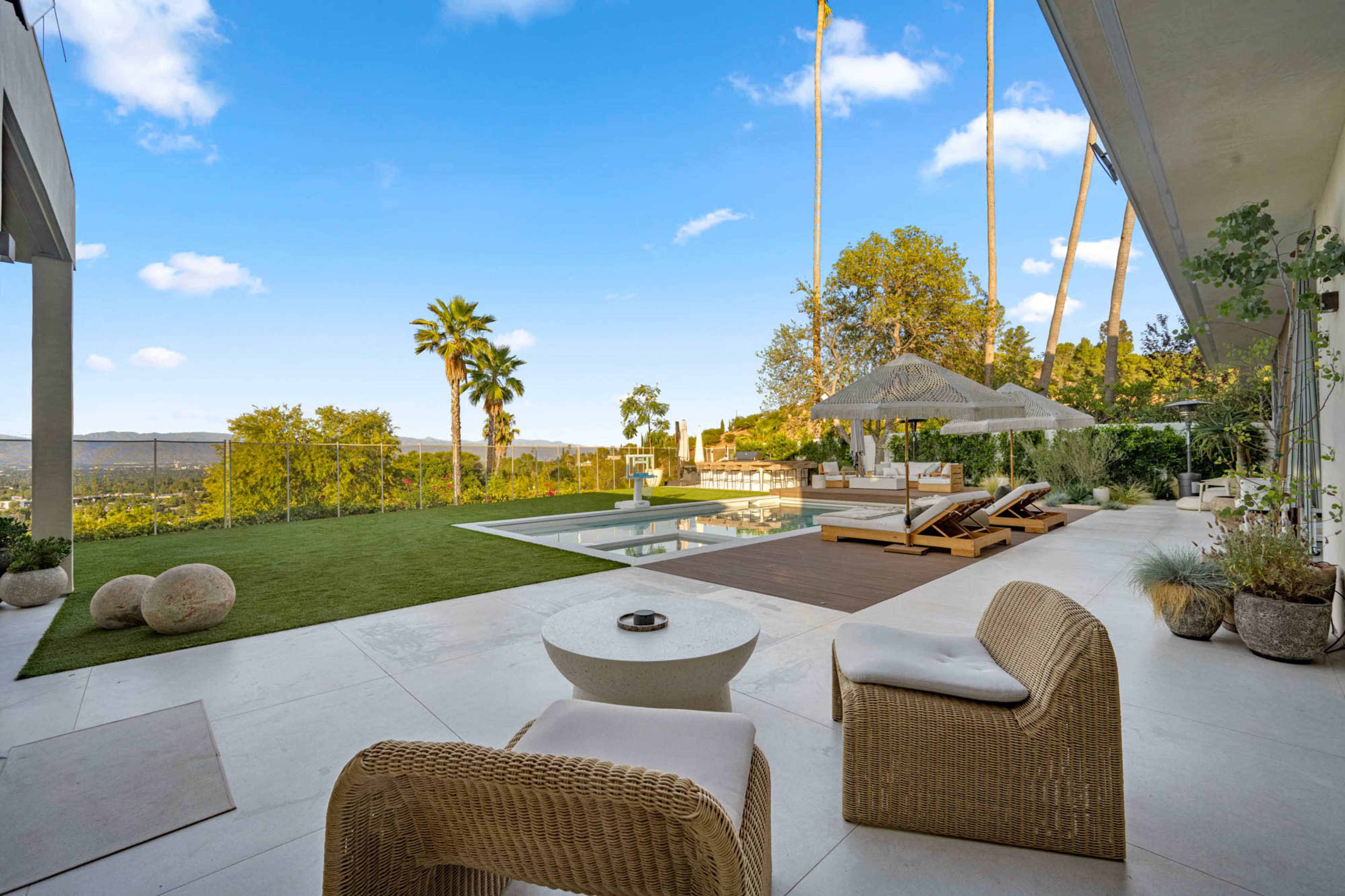 Modern Estate with Rooftop and Panoramic Views Image in Tarzana, ENCINO, CA