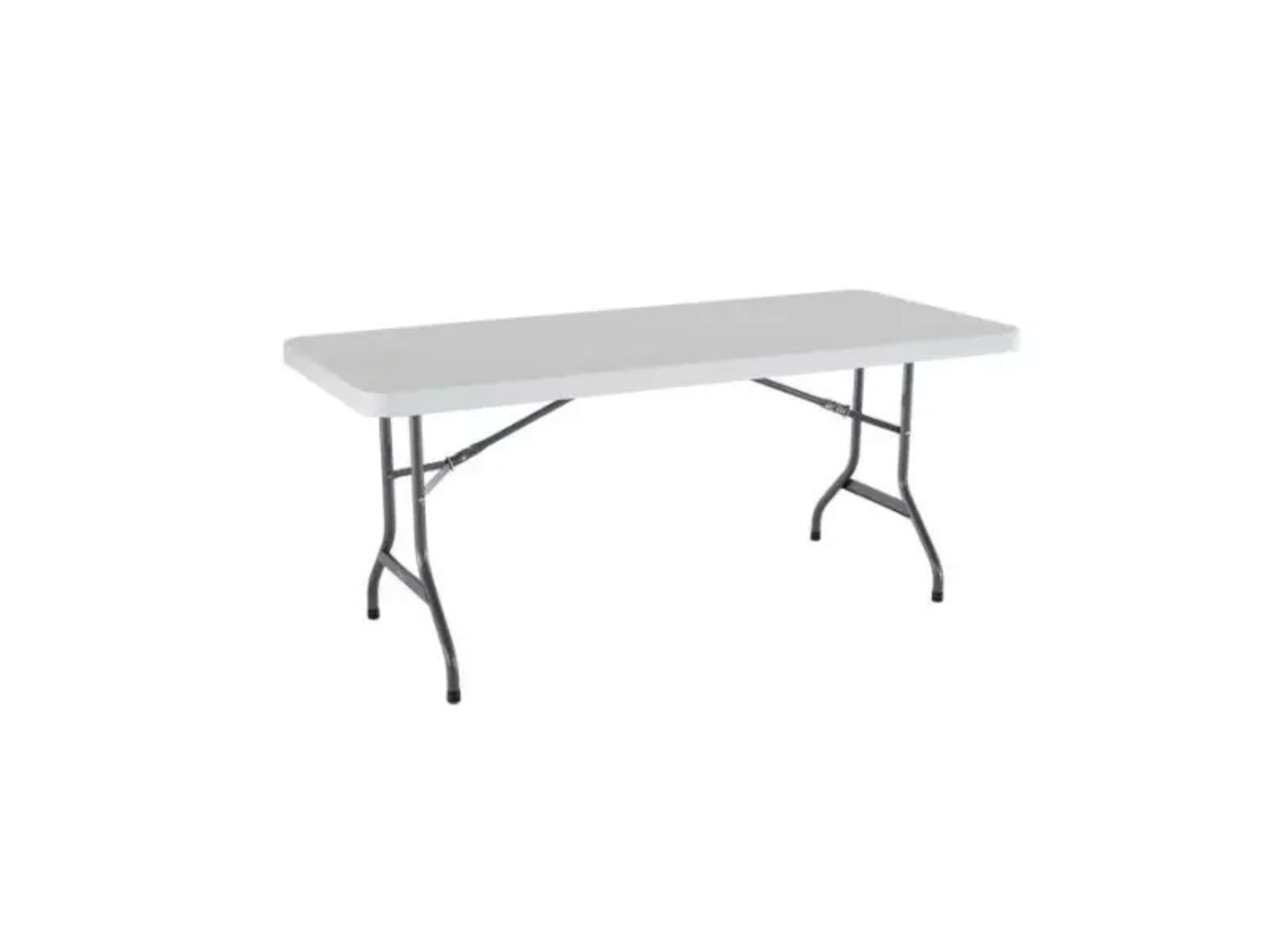 2 Folding Tables