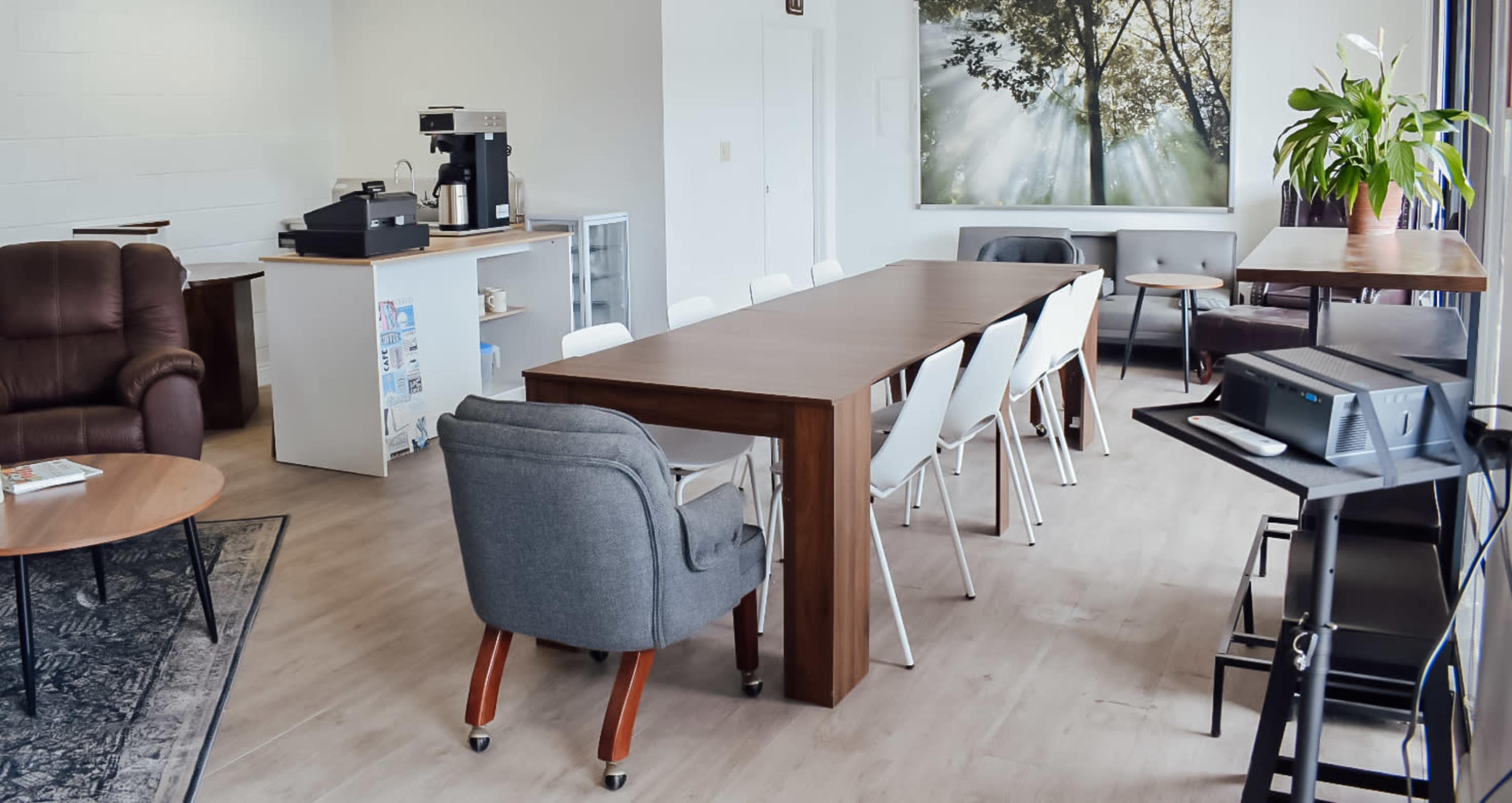 Homey Meeting Space with Lots of Natural Light Image in Poway, Poway, CA
