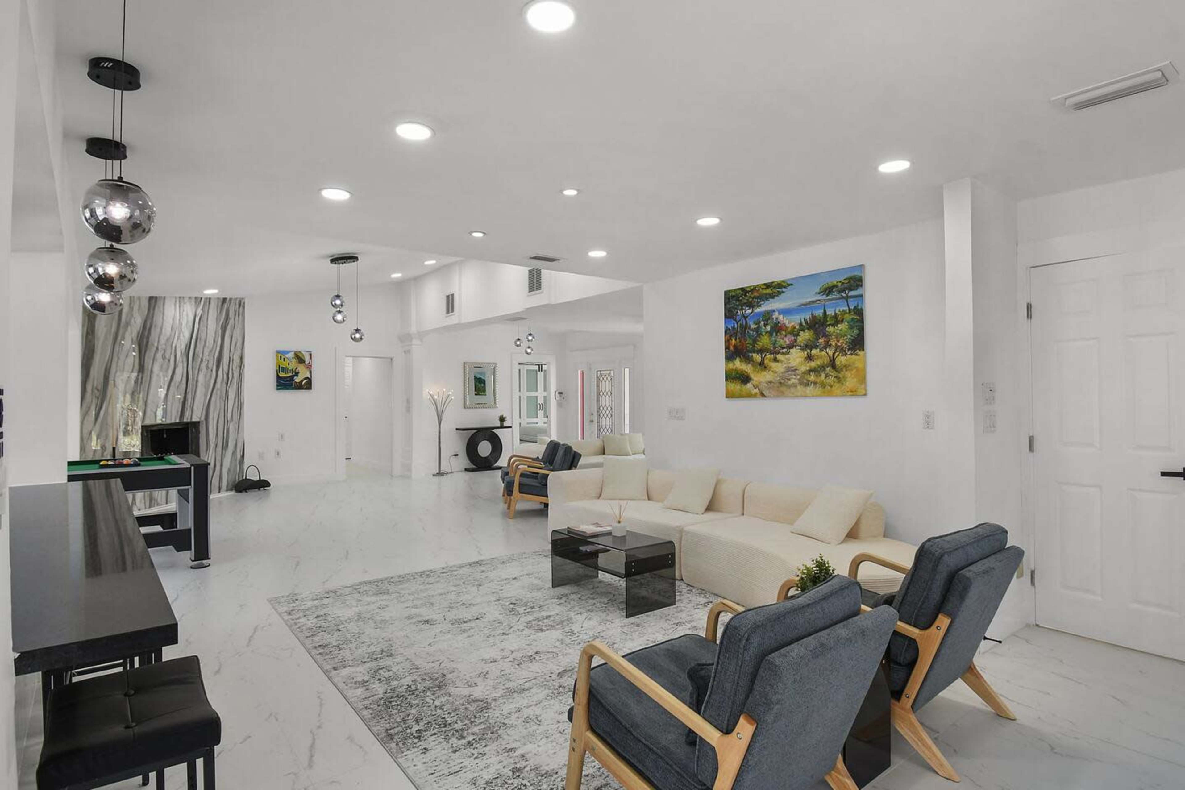 Charming 5 BDS House with Pool and Patio Image in Wellington, Wellington, FL