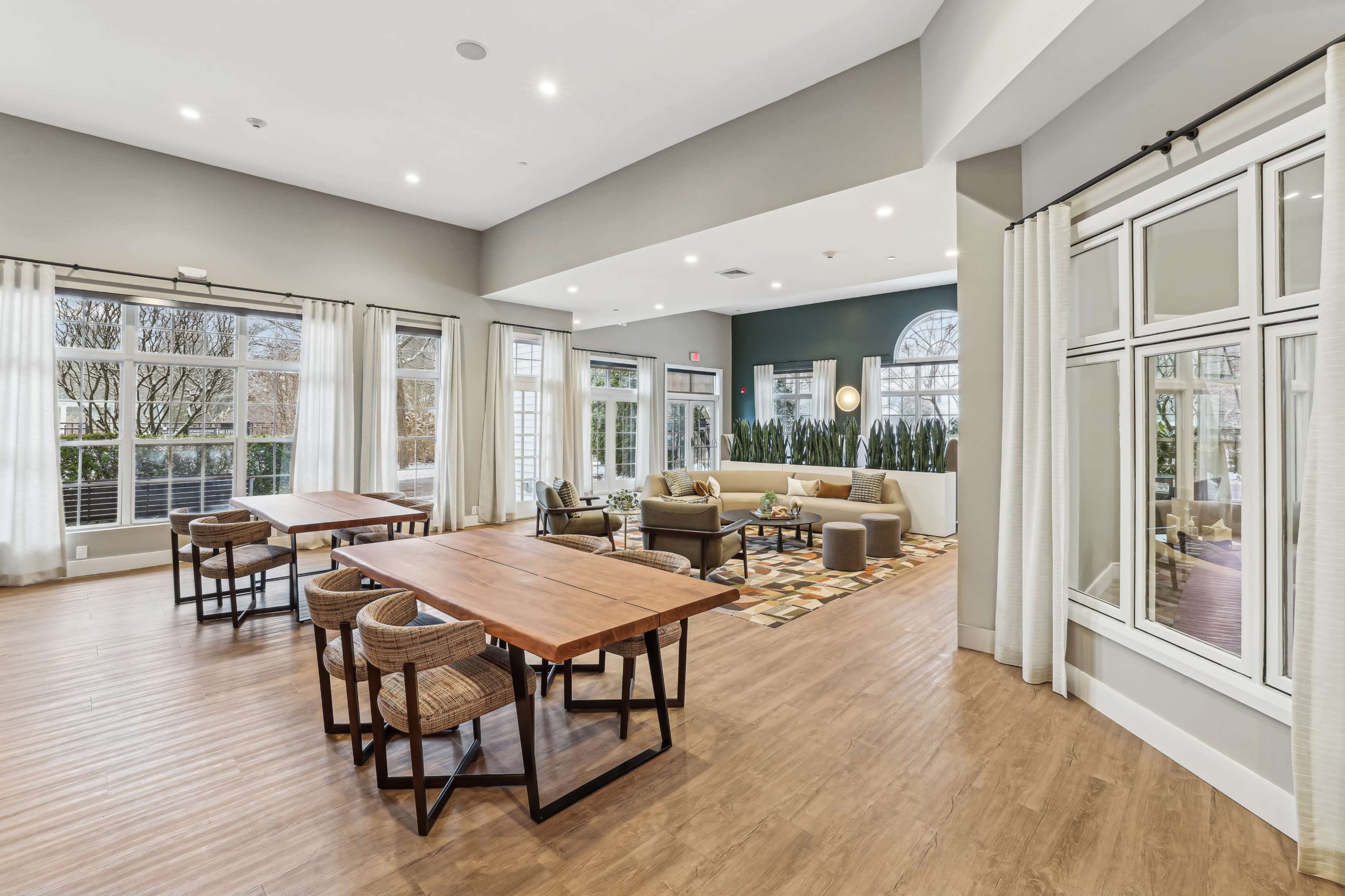 Bright and airy lounge perfect for entertaining Image in Huntington, Melville, NY