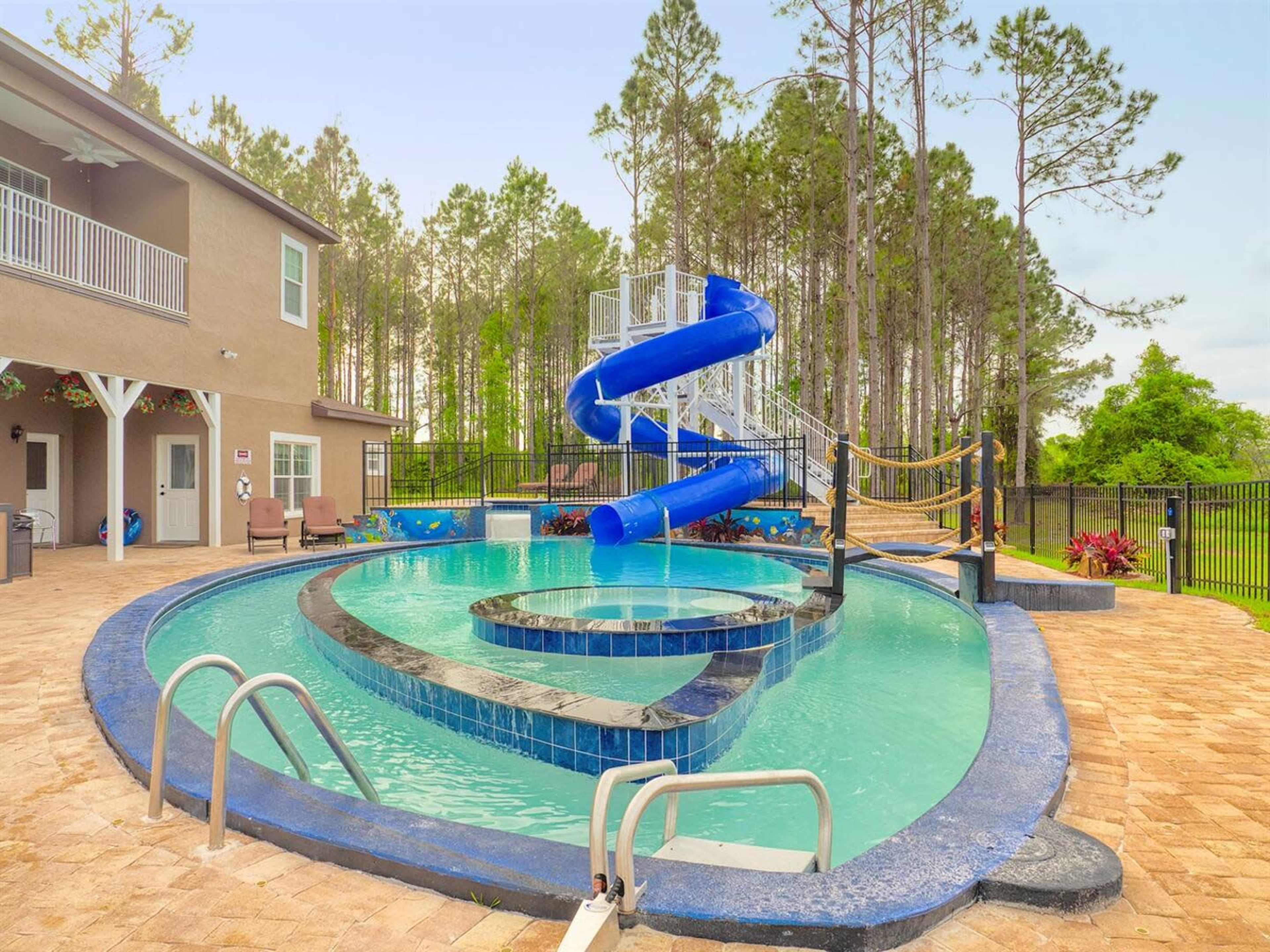 Lakefront Mansion on 10 Acres Image in , Clermont, FL