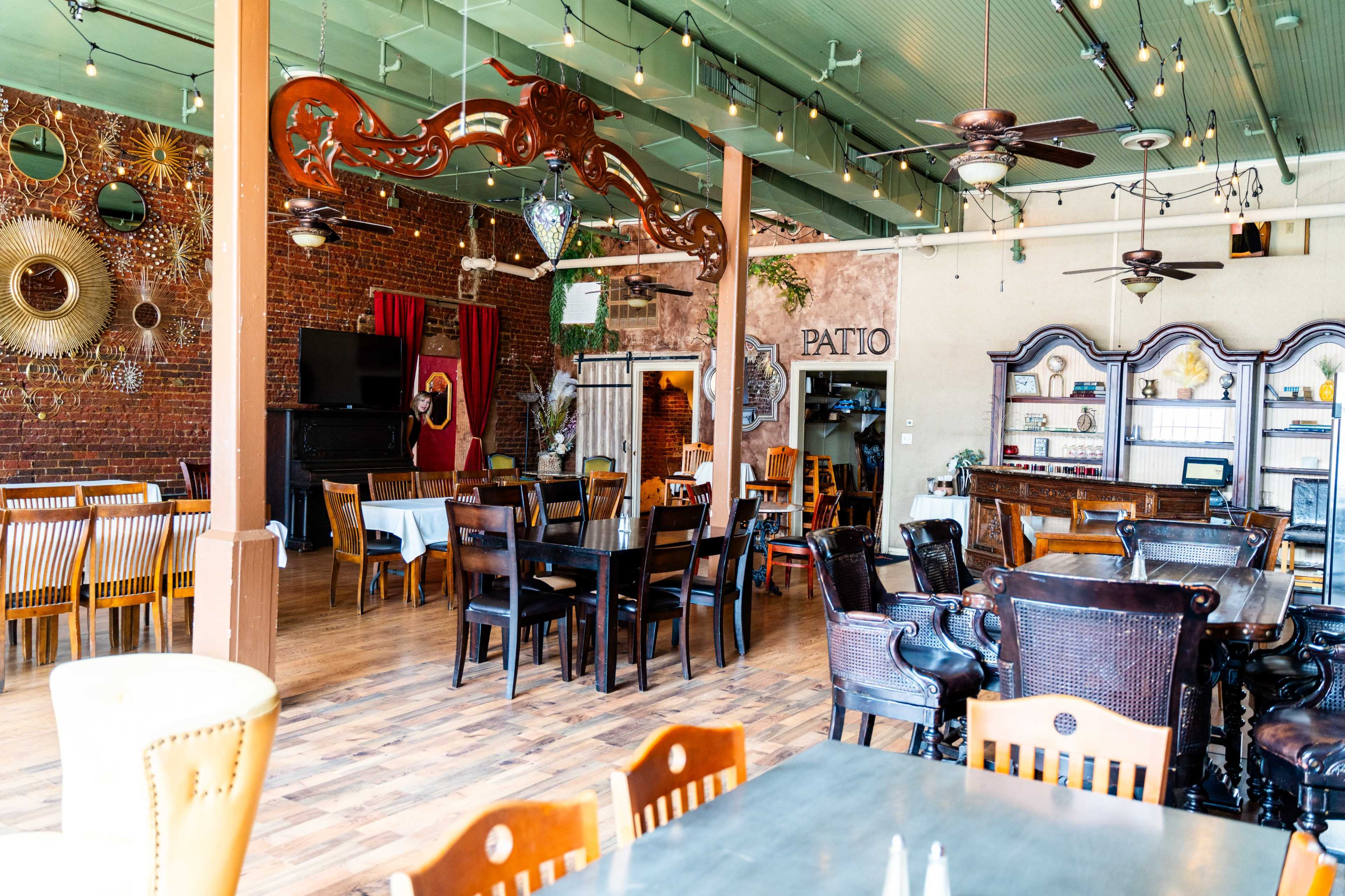 Downtown Historic, Rustic Restaurant on Main Street Image in Grapevine, Grapevine, TX