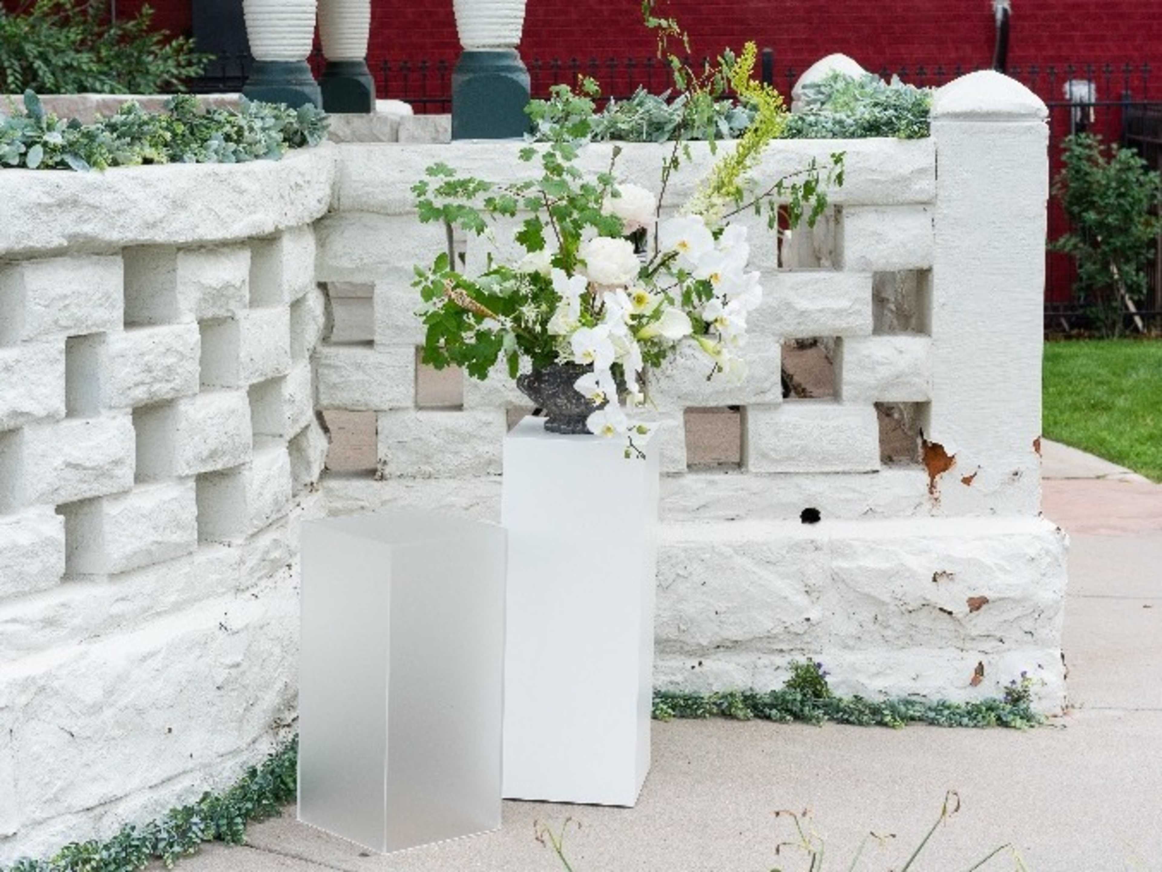 White satin laminate pedestals (30 inch)