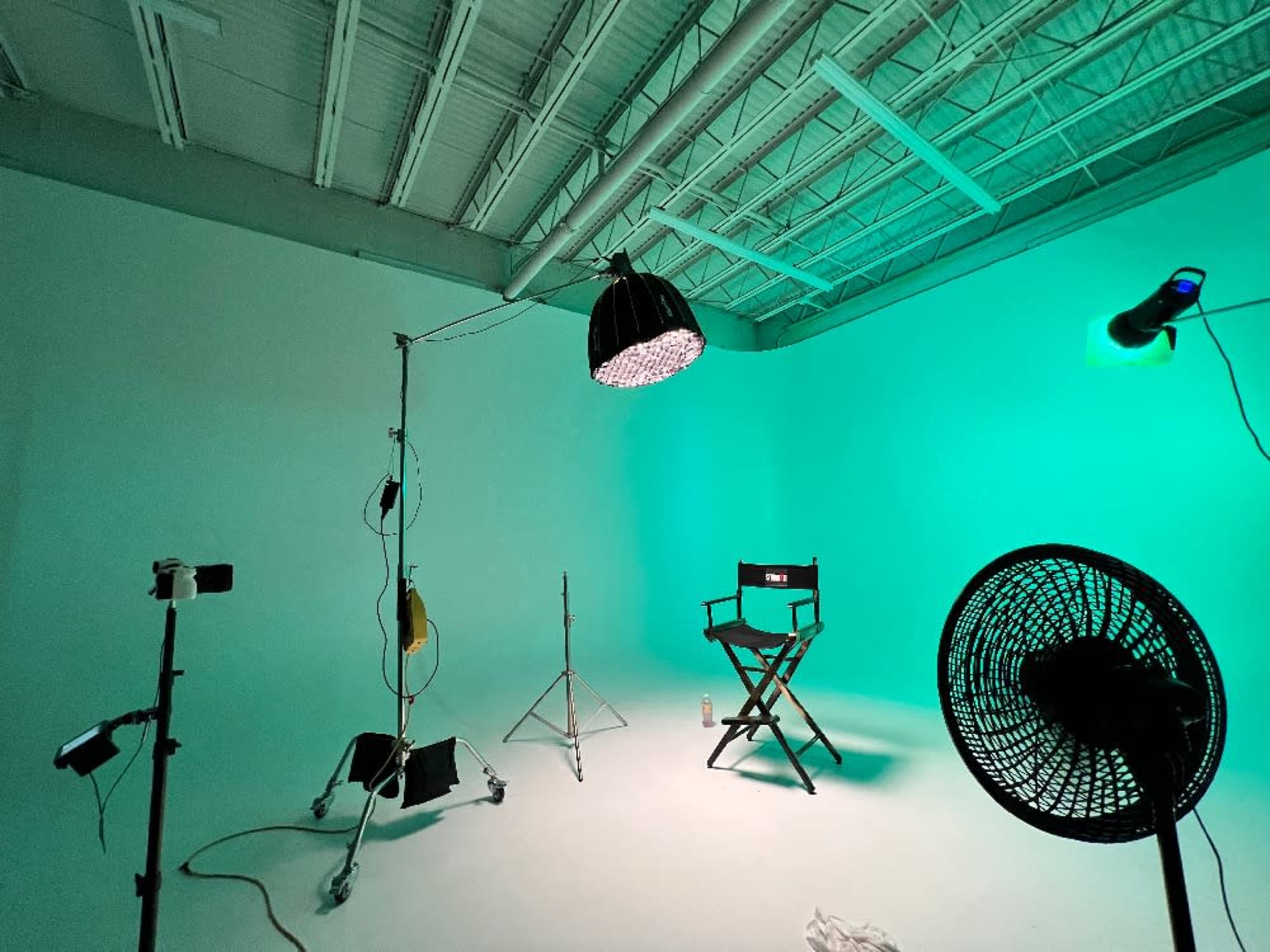 VIDEO LIGHTING