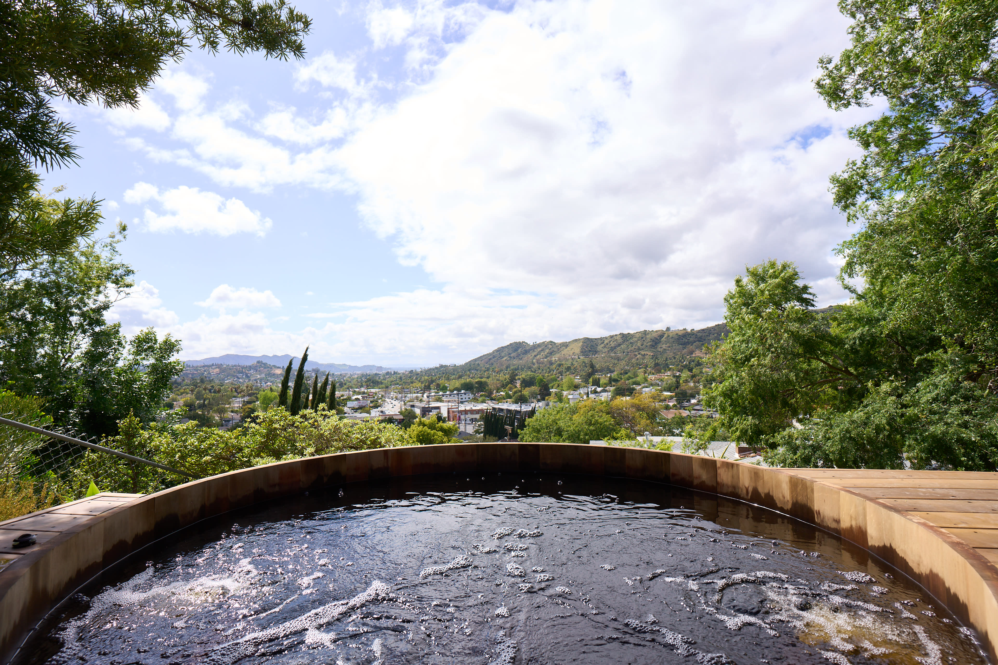 Indoor/Outdoor Photo Studio w/ Great Daylight & 360 Views Image in Northeast Los Angeles, los angeles, CA