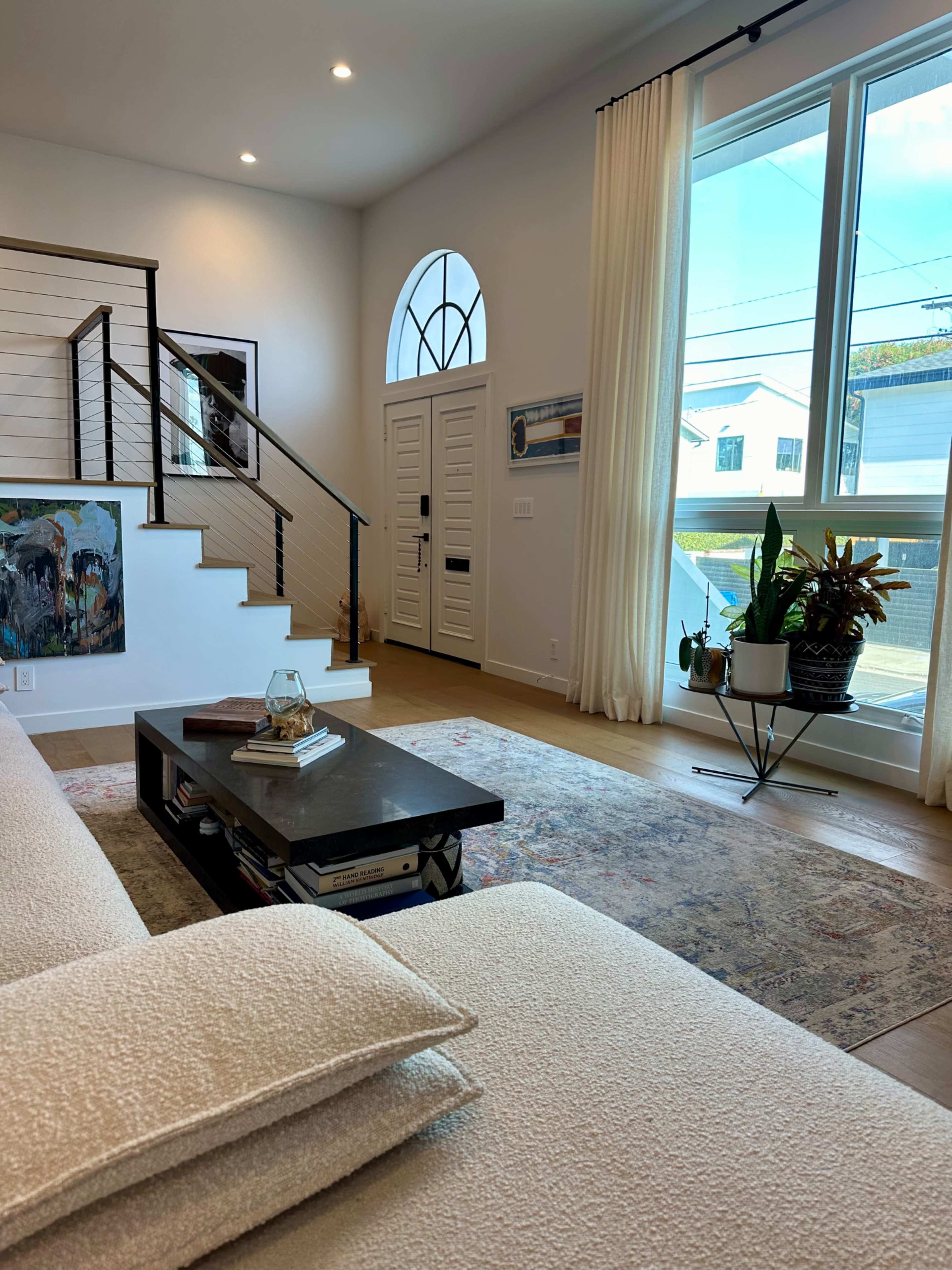 Bright & Airy Contemporary Home with Rooftop Views of Venice Image in Venice, Venice, CA