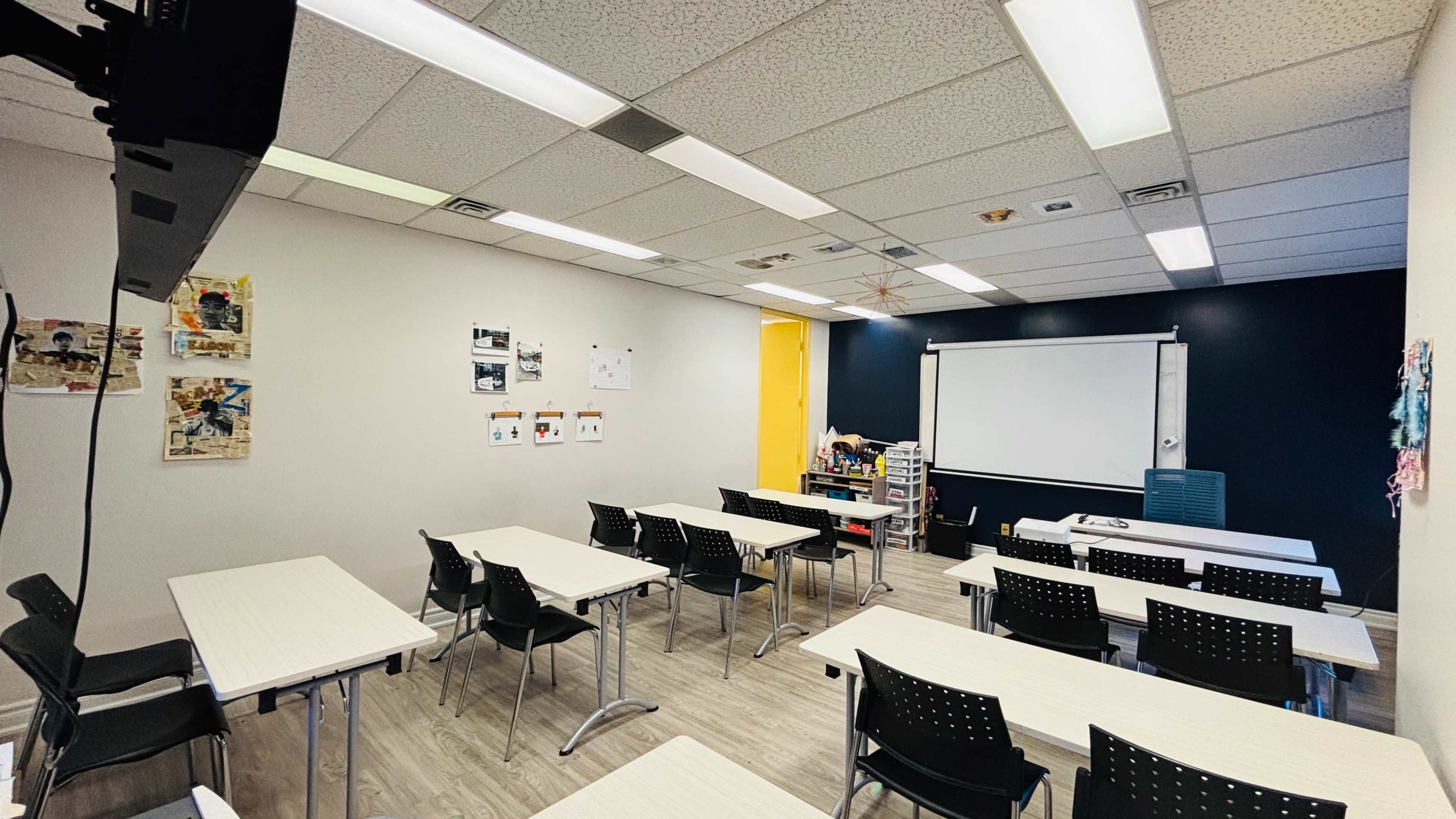 Classroom near Rosedale/Bloor-Yonge Subway Station Image in Annex, Toronto, ON