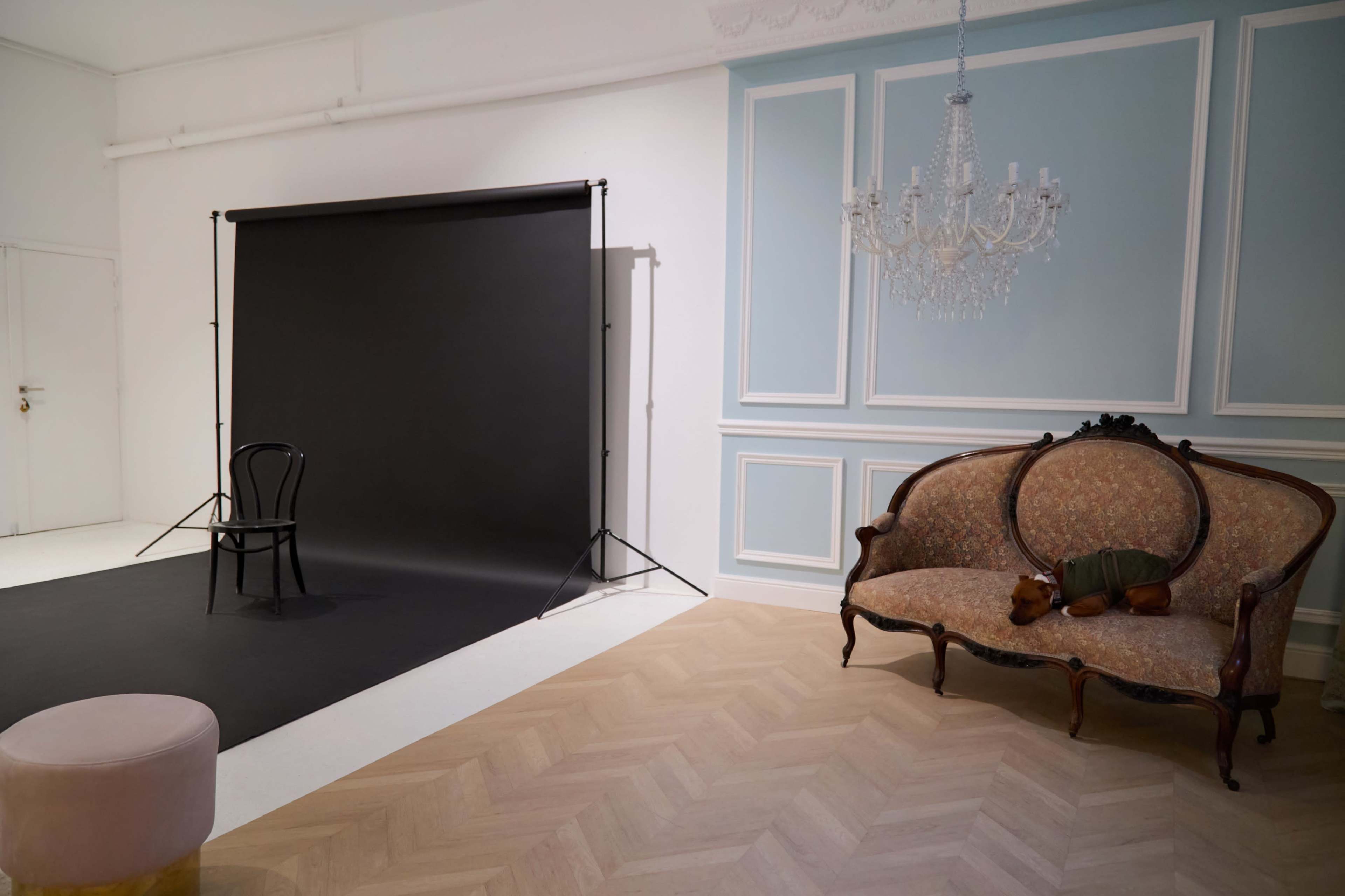 NEW! "Maestra" Studio Photo in Paris! Image in Belleville, paris, 