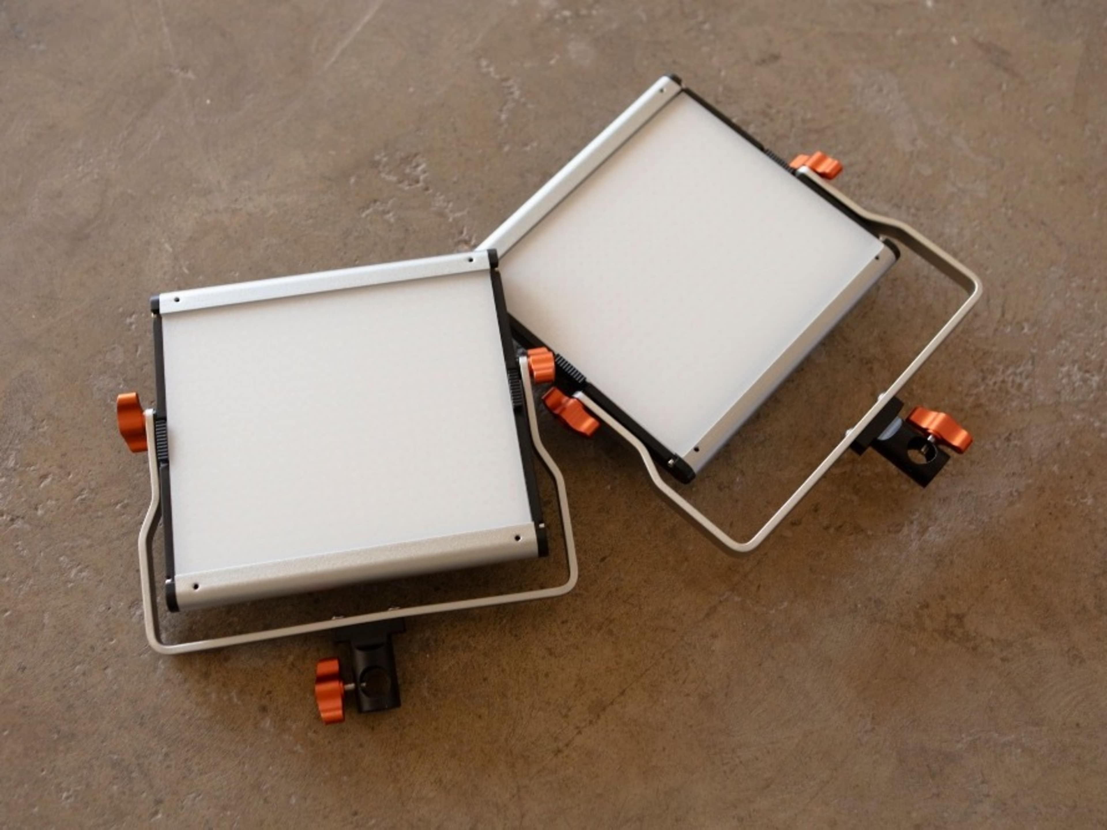 Neewer 2-Pack Dimmable Bi-Color 480 LED Video Ligh