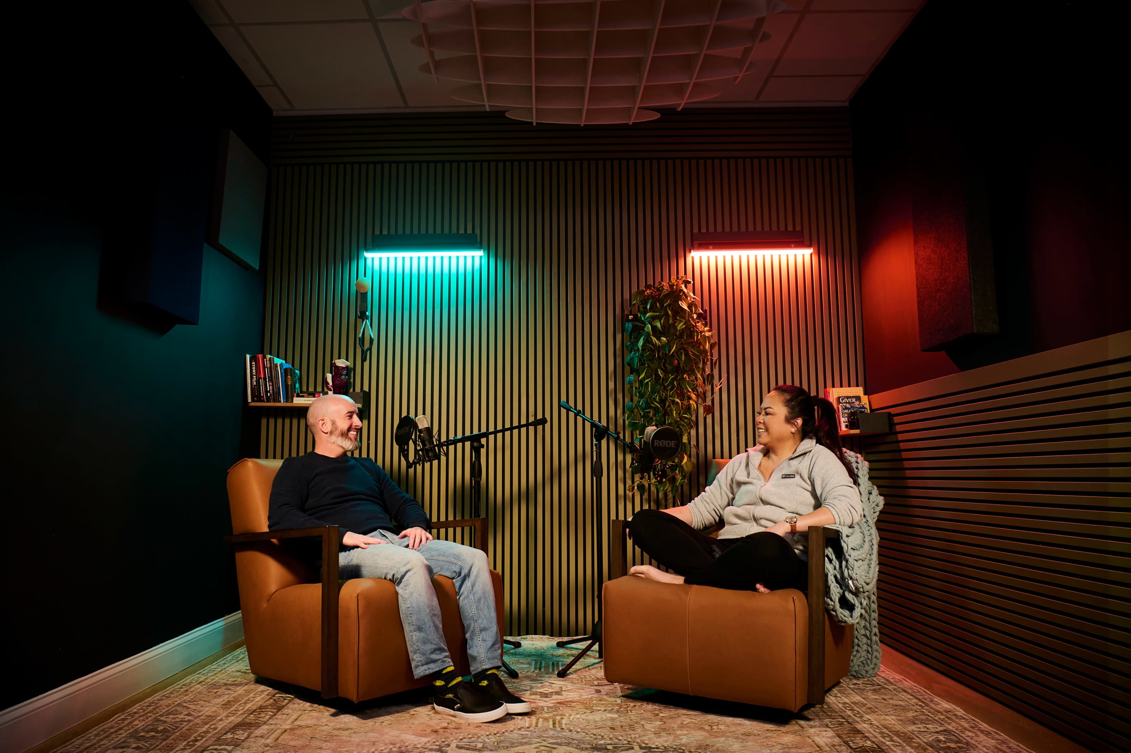 Modern, Comfortable, and Fully Customizable Podcast Space Image in Merrifield, Fairfax, VA