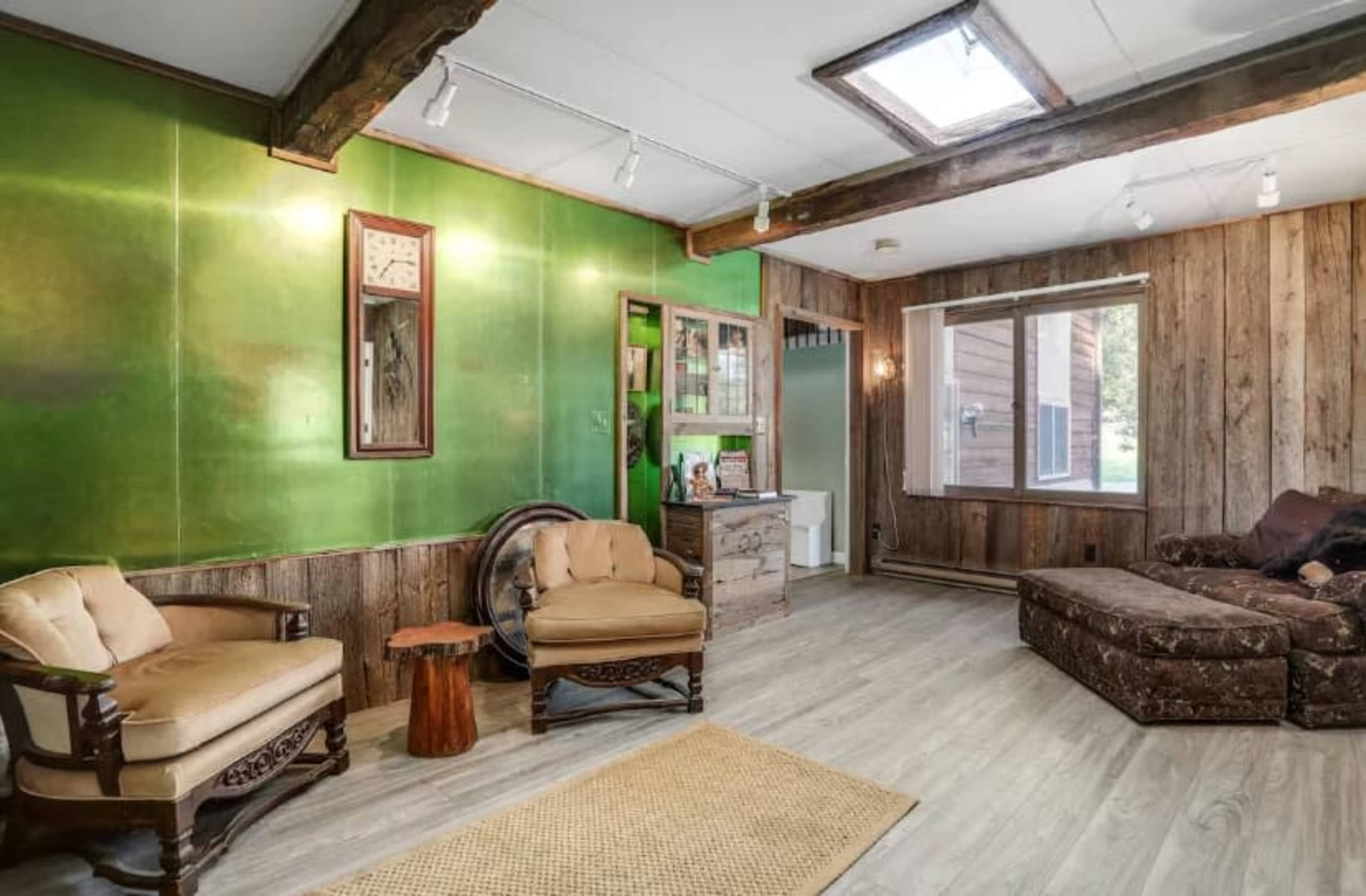 cozy peaceful sprawling ranch  lake house with loft Image in Tyrone Township, tyrone twp, MI