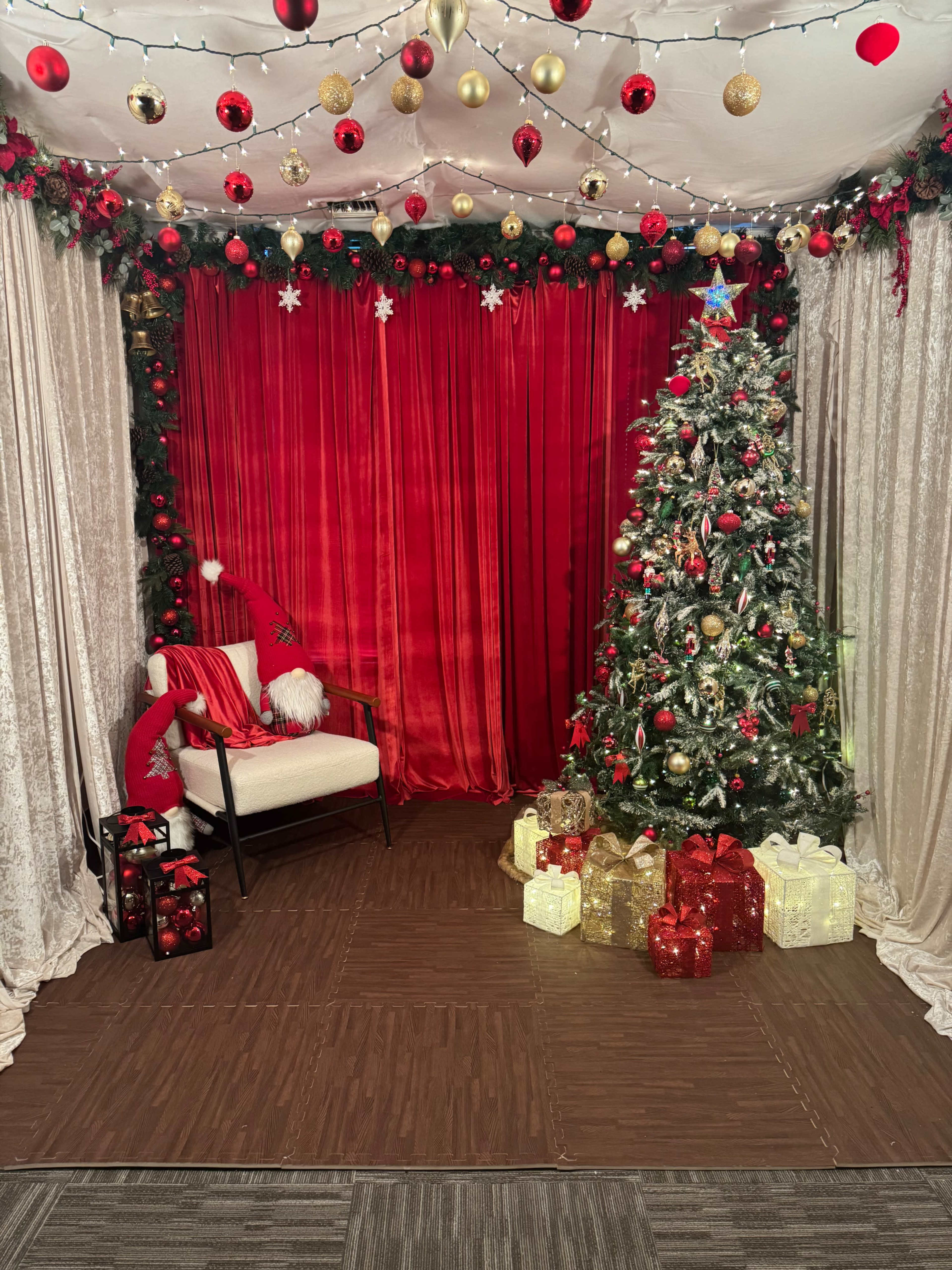 Downtown Christmas Photo & Content Studio Image in South River Gardens, Atlanta, GA