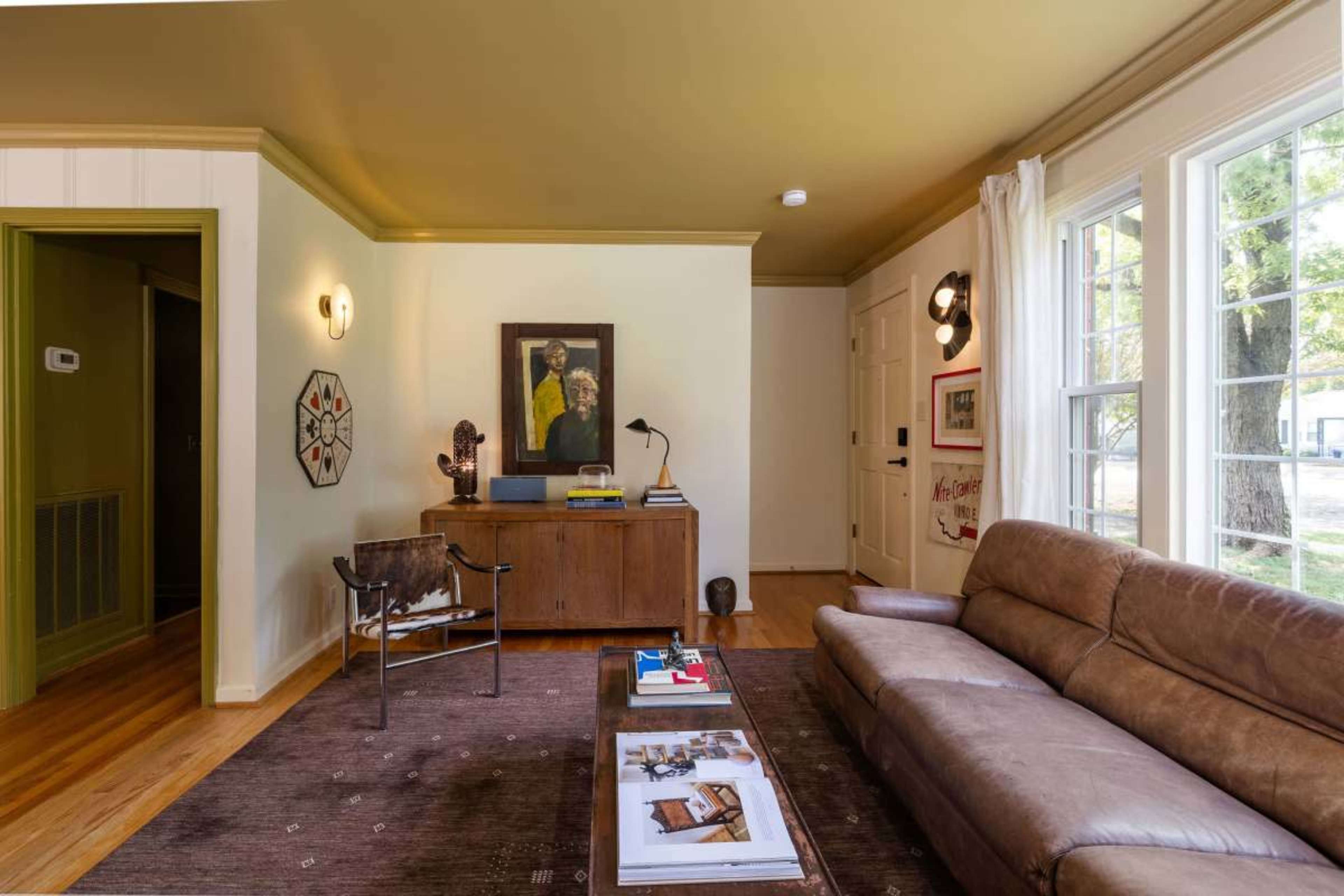 Designer/Boutique Decorated Charming Home Image in Glencliff, Nashville, TN