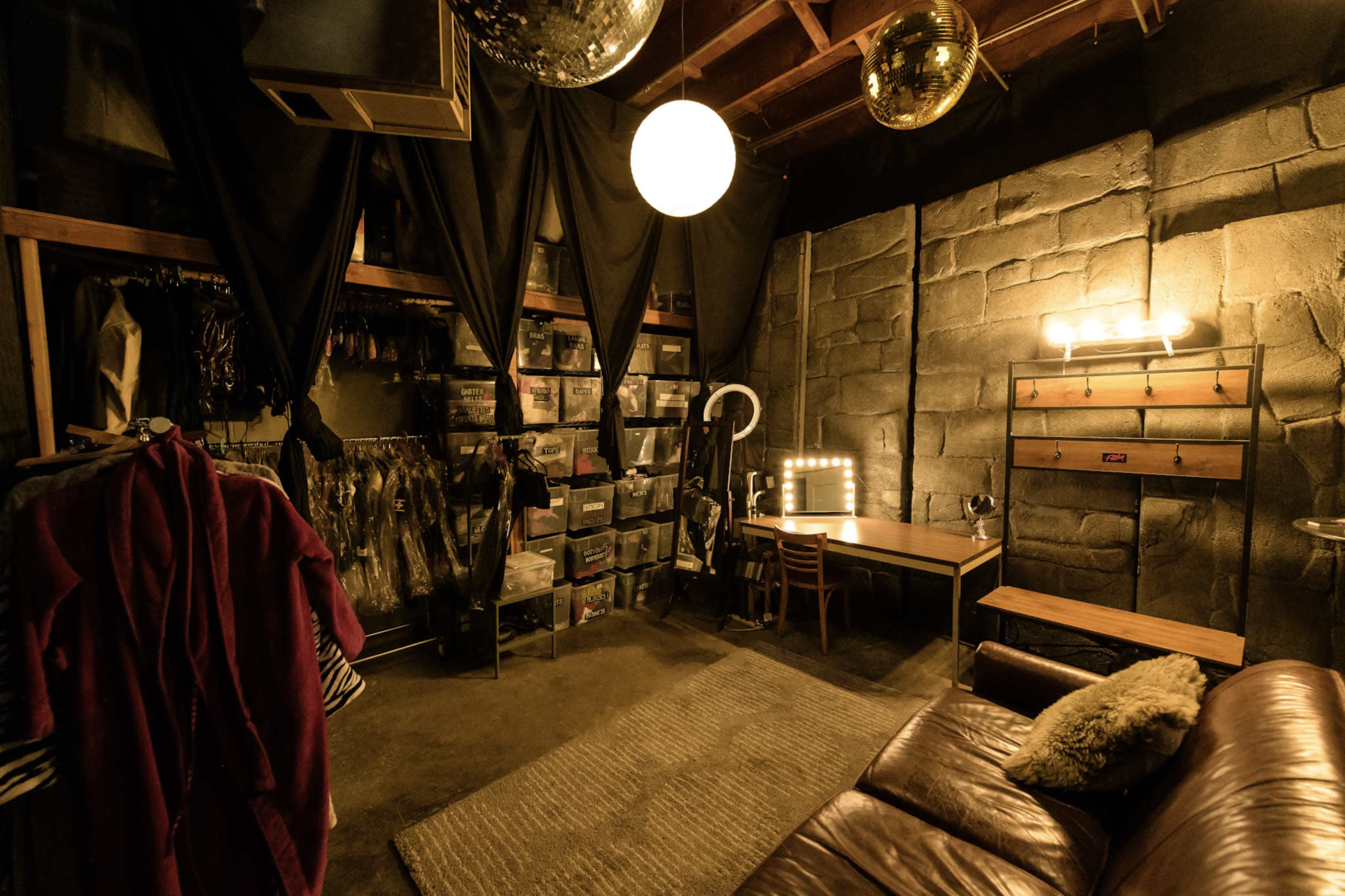 Large Multi-Use Photo and Video Studio Image in Fruitvale, Oakland, CA