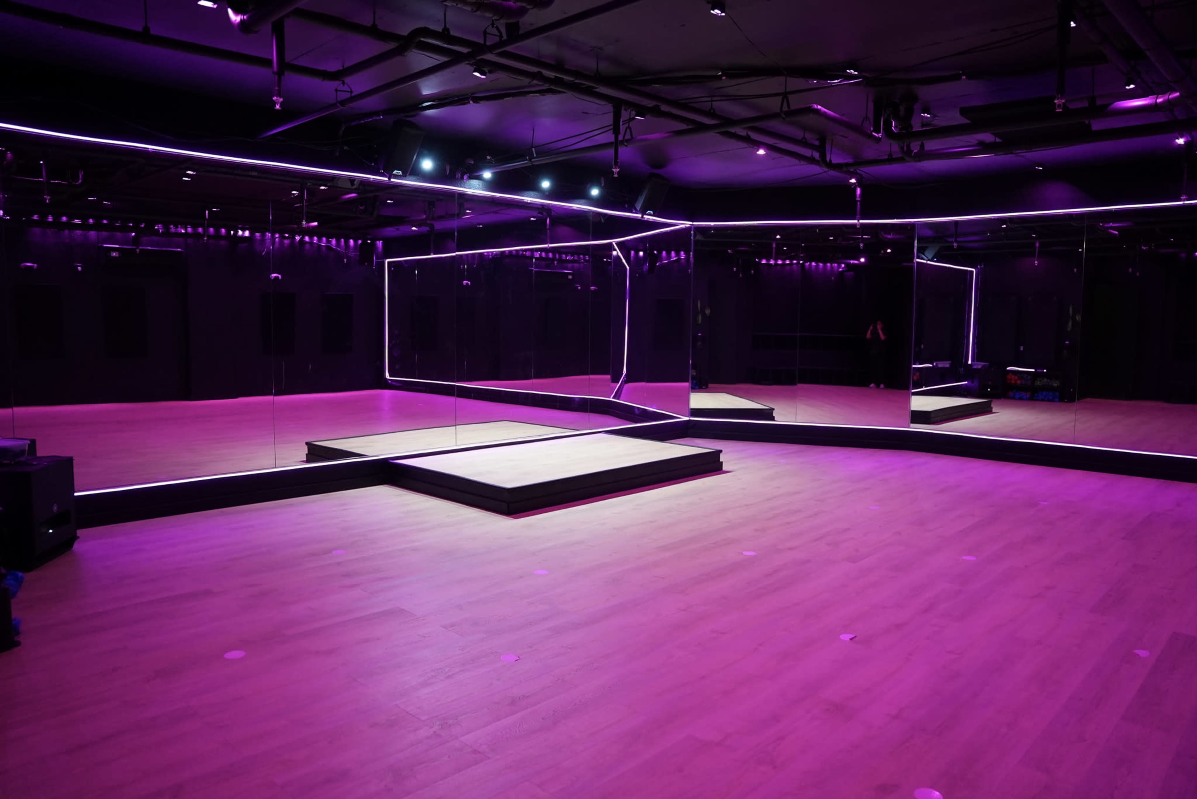 East Austin Dance Studio with Mirrors and Party Vibes – Perfect for Fitness, Yoga, or Events Image in Chestnut, Austin, TX