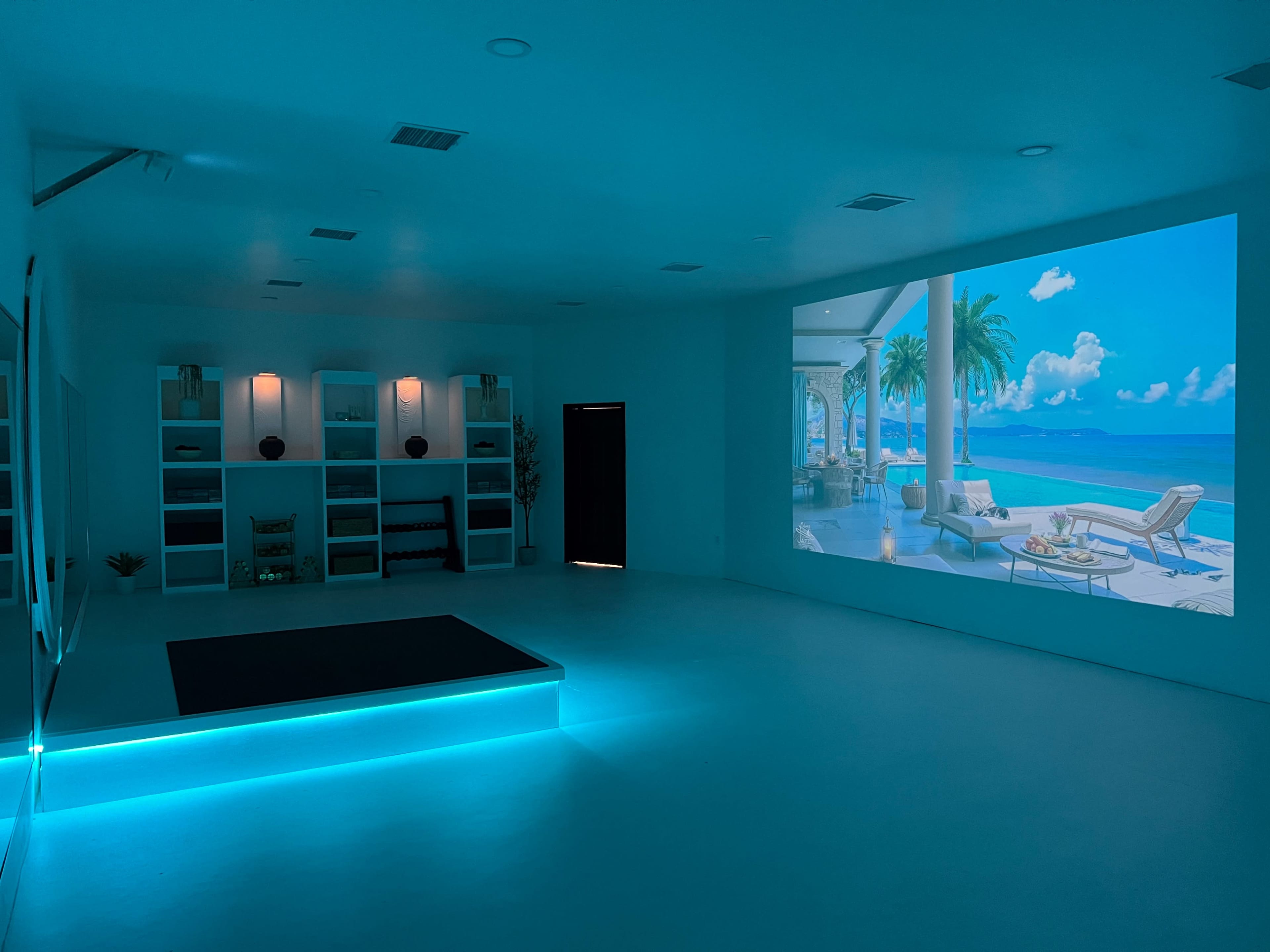 Downtown FLEX SPACE: Yoga, Fitness, Social! Image in Second Ward, Houston, TX
