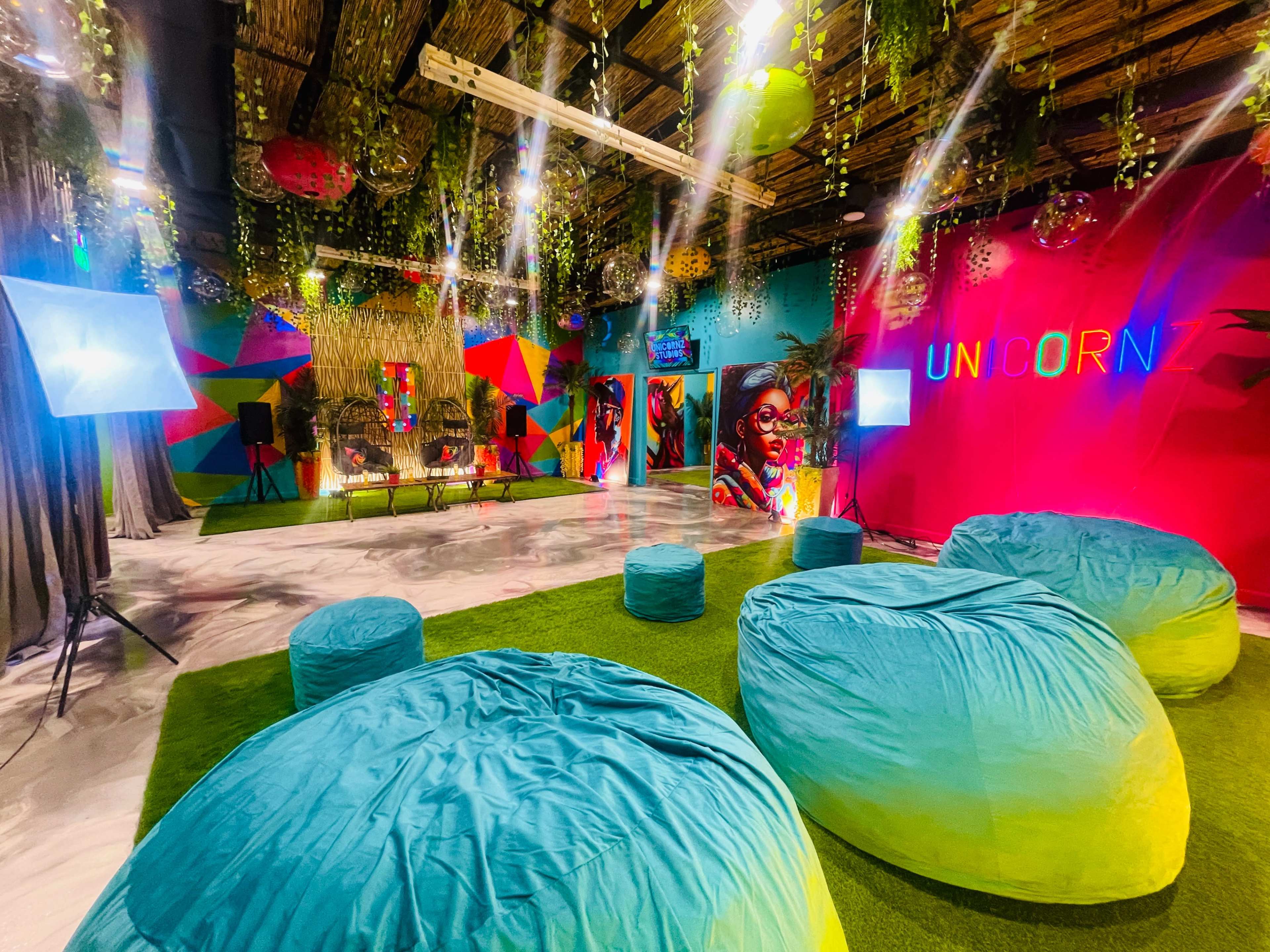 Colorful Eclectic Space in Downtown Atlanta Image in Pittsburgh, Atlanta, GA