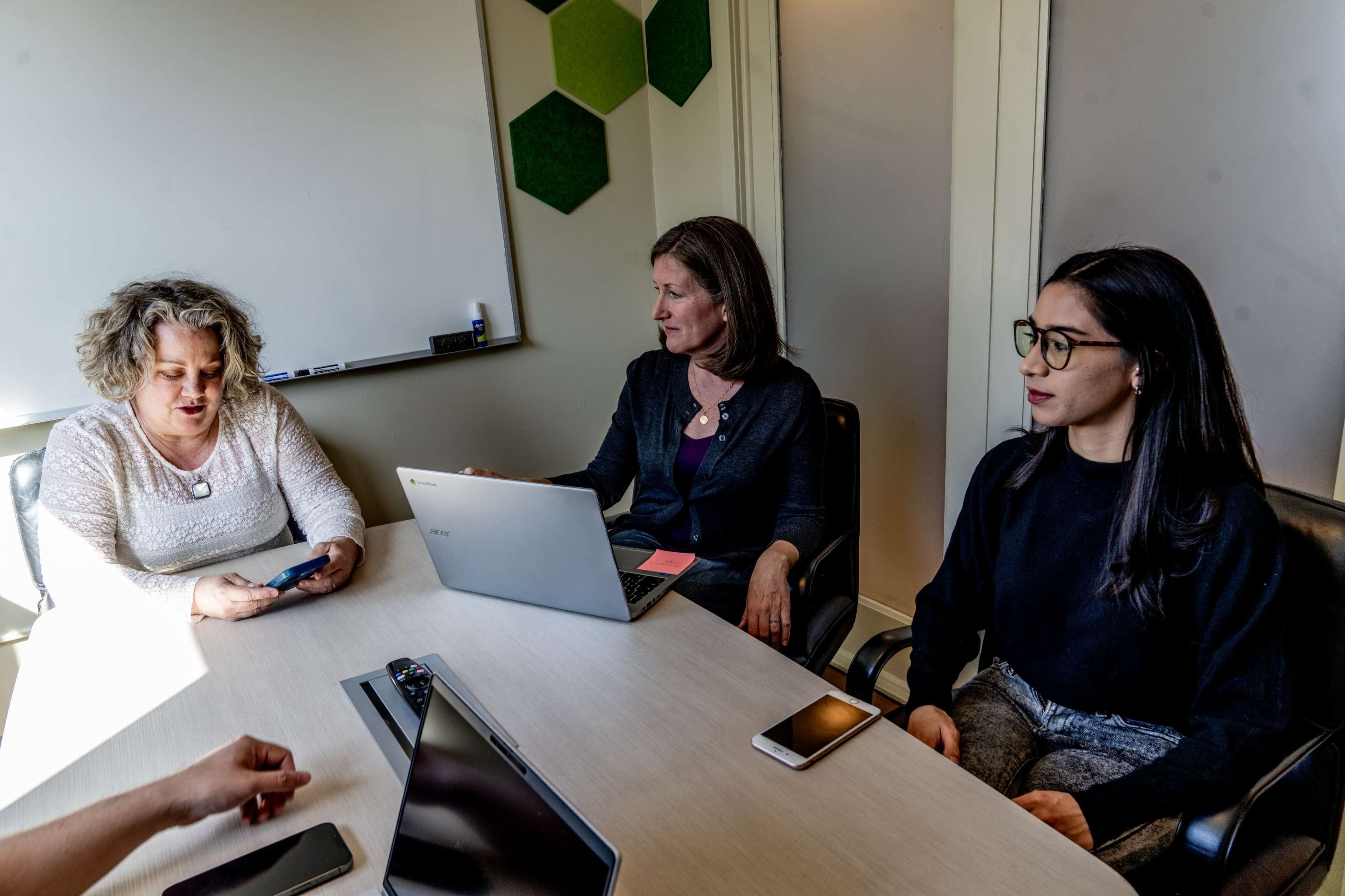 Small Conference Room Image in Del Ray, Alexandria, VA